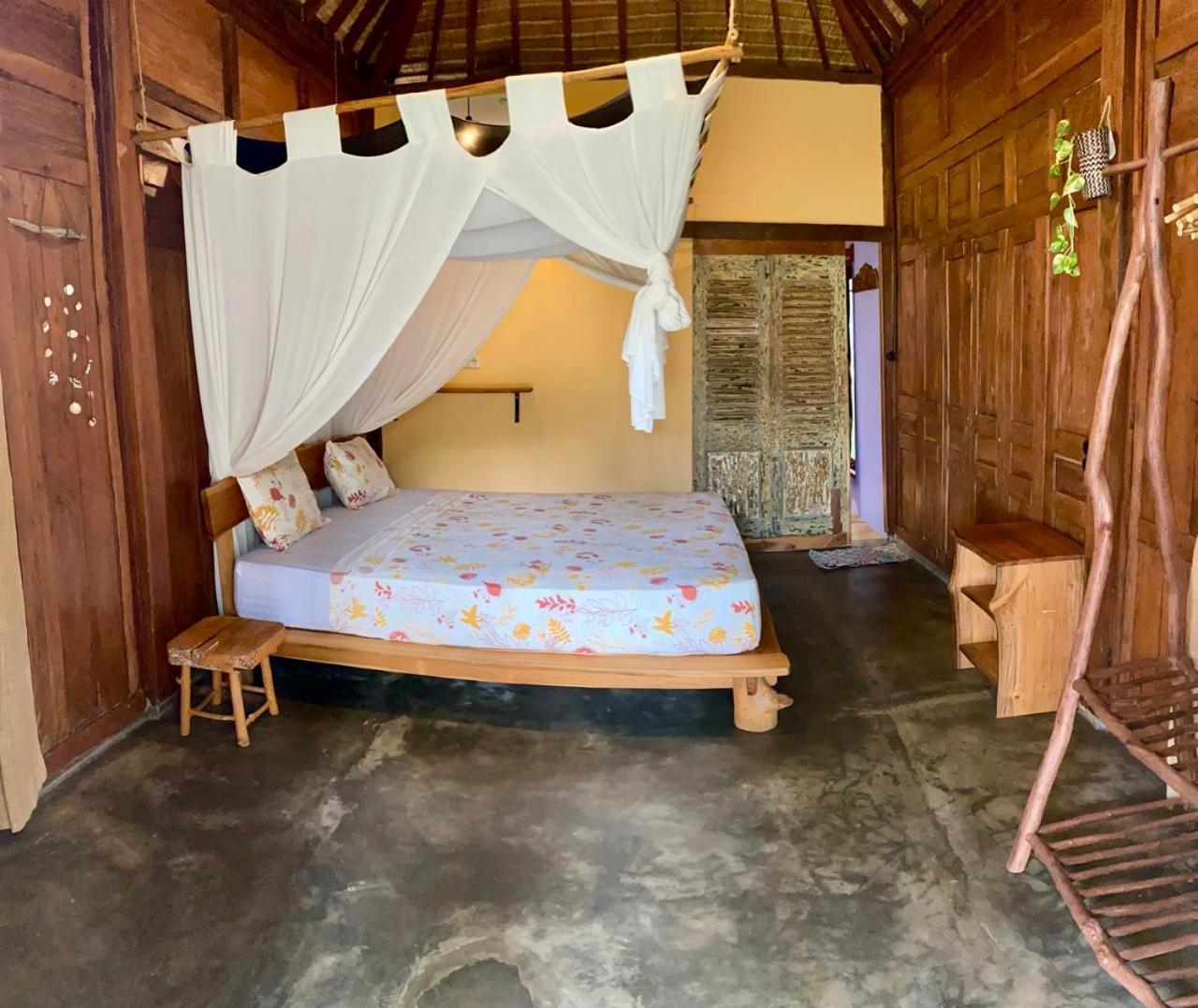 Deluxe Bungalow With Sea View