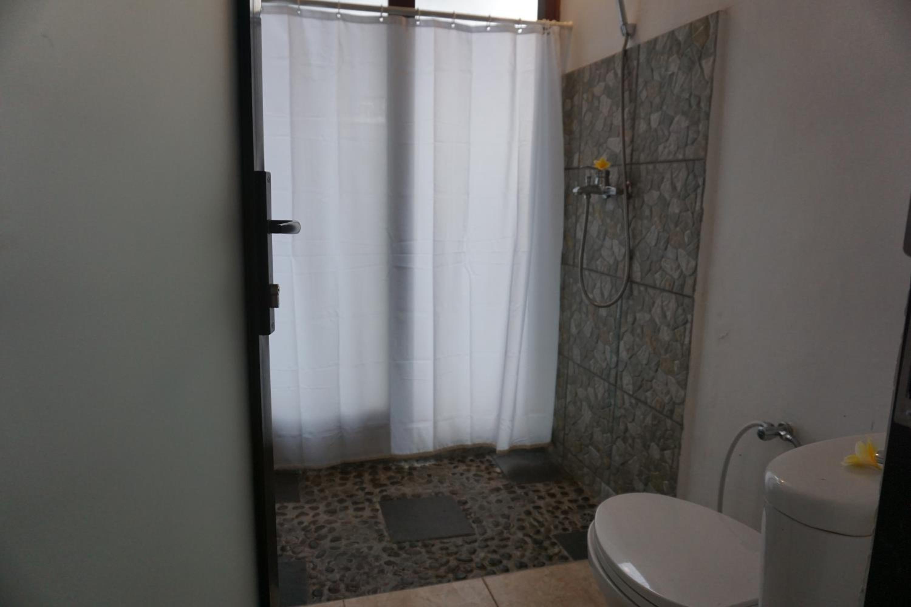 Suite with Garden View - Photo 6