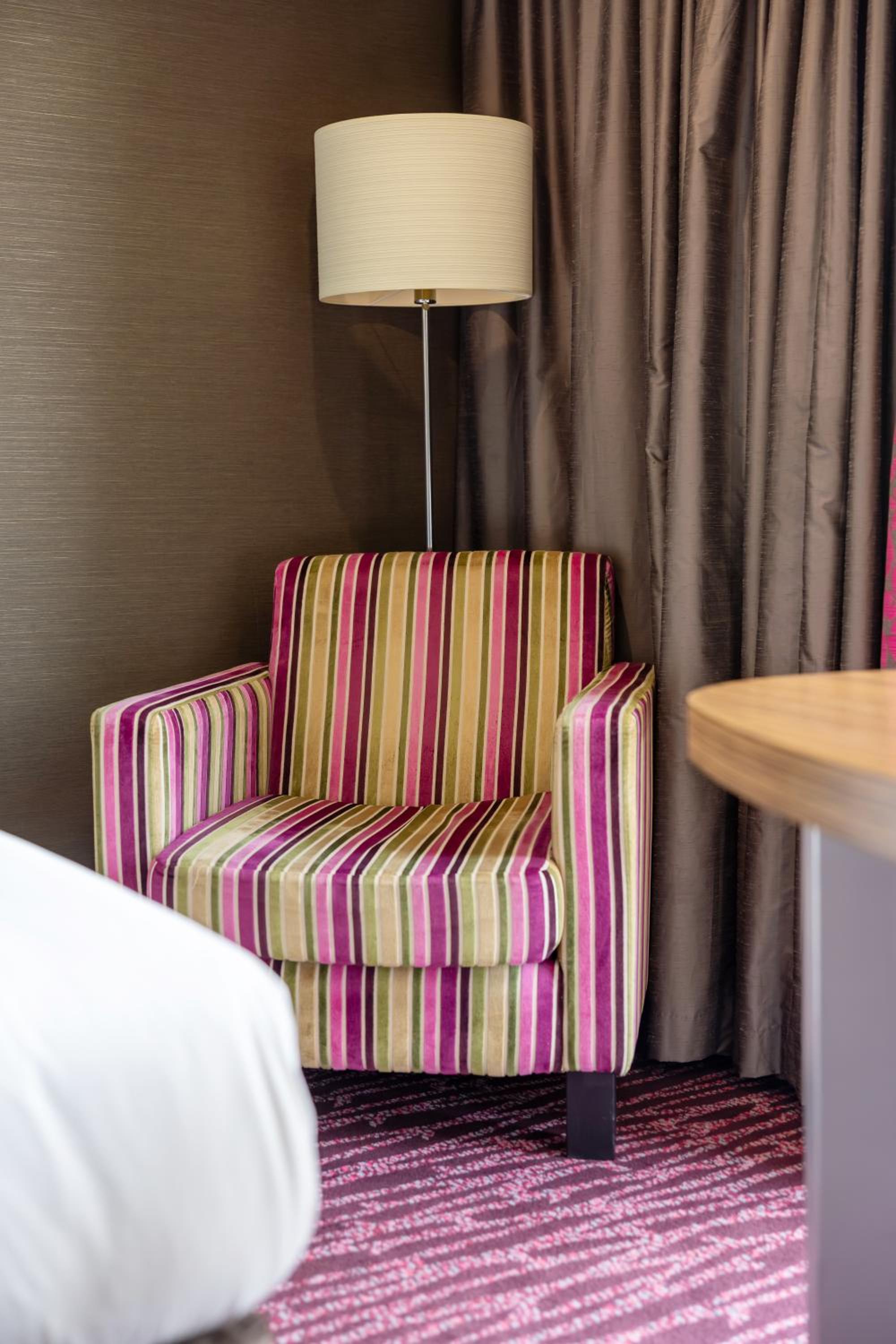 Standard Twin Room - Photo 1