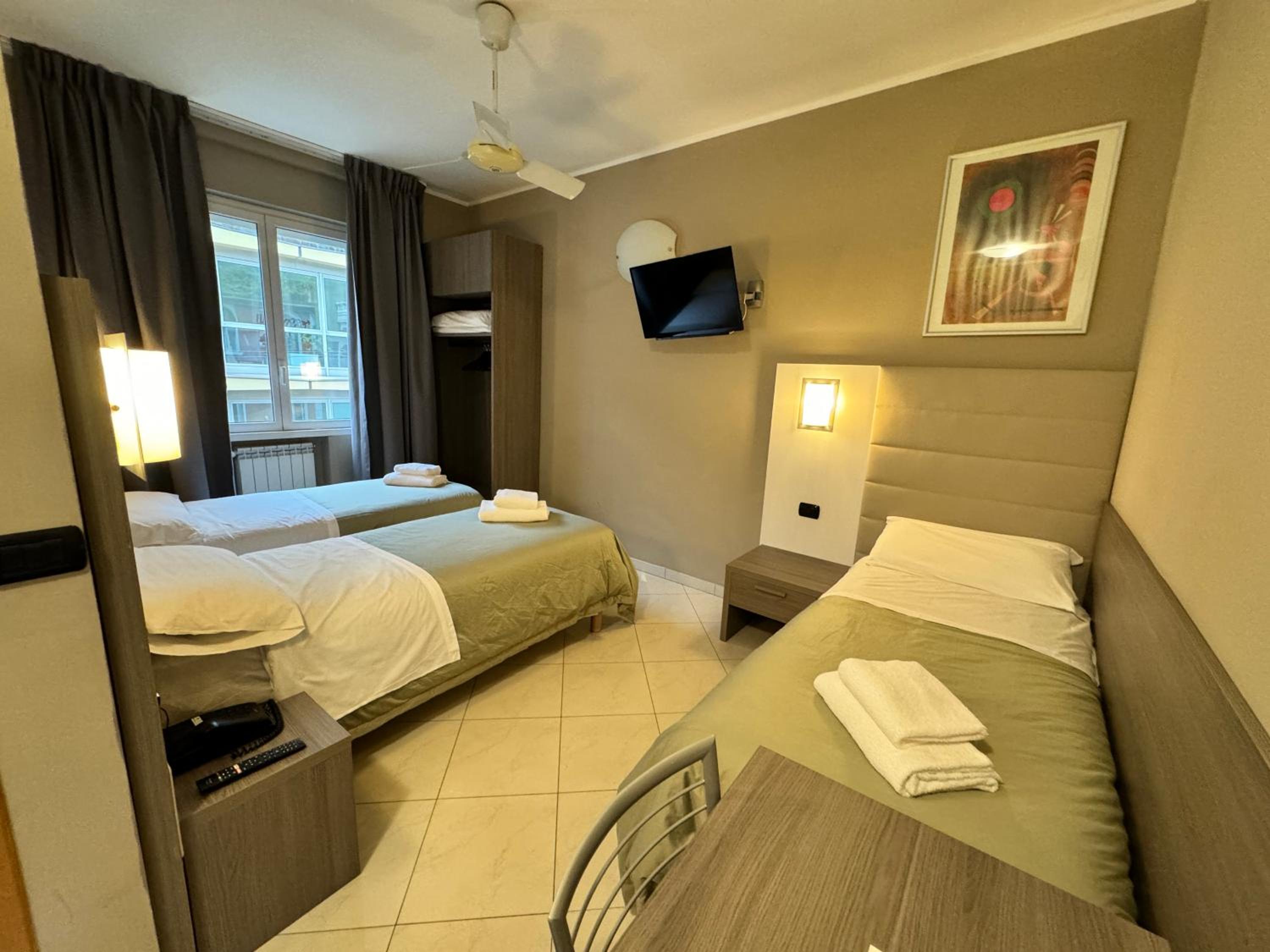 Triple Room