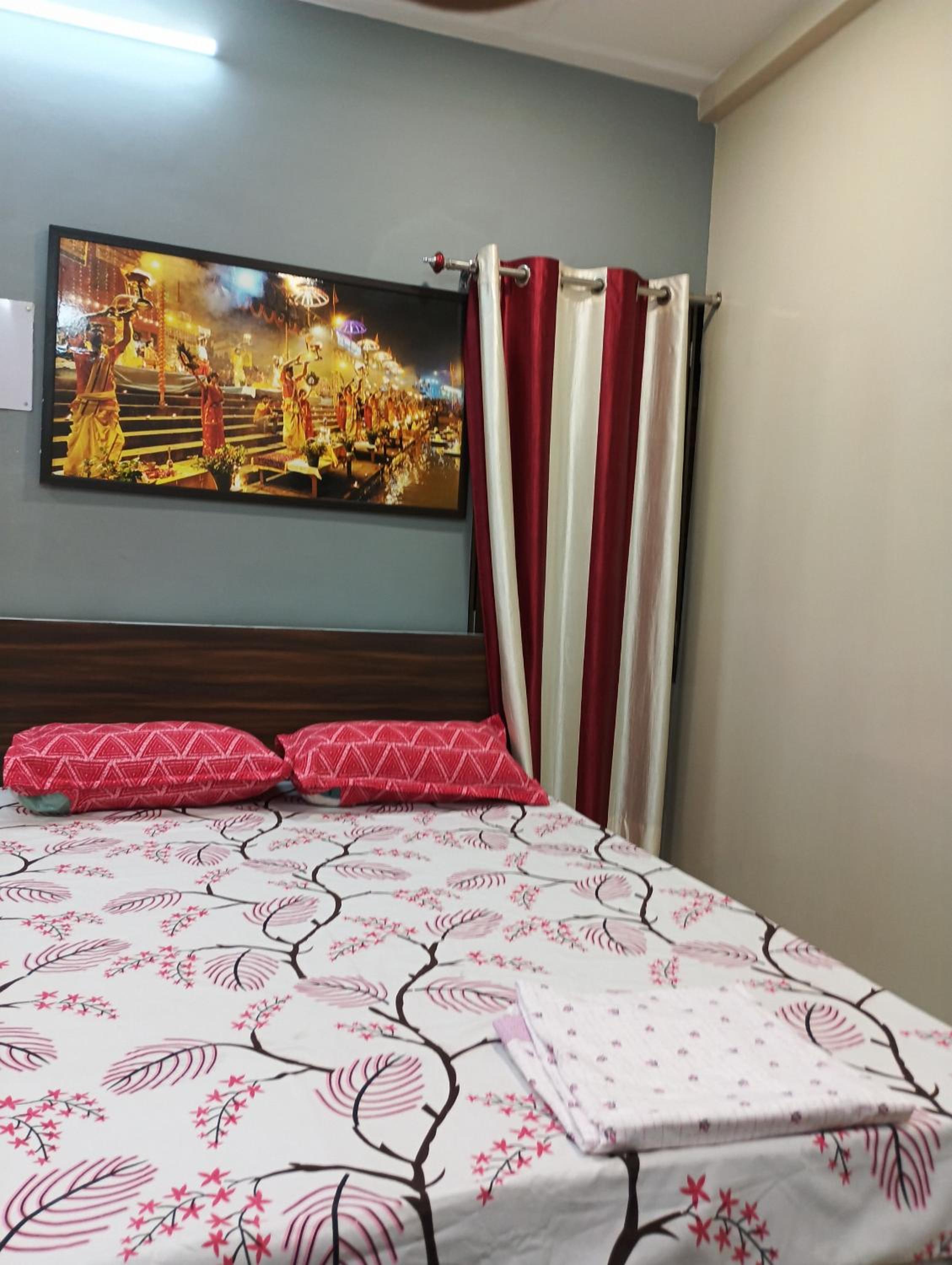 Double or Twin Room with Private Bathroom