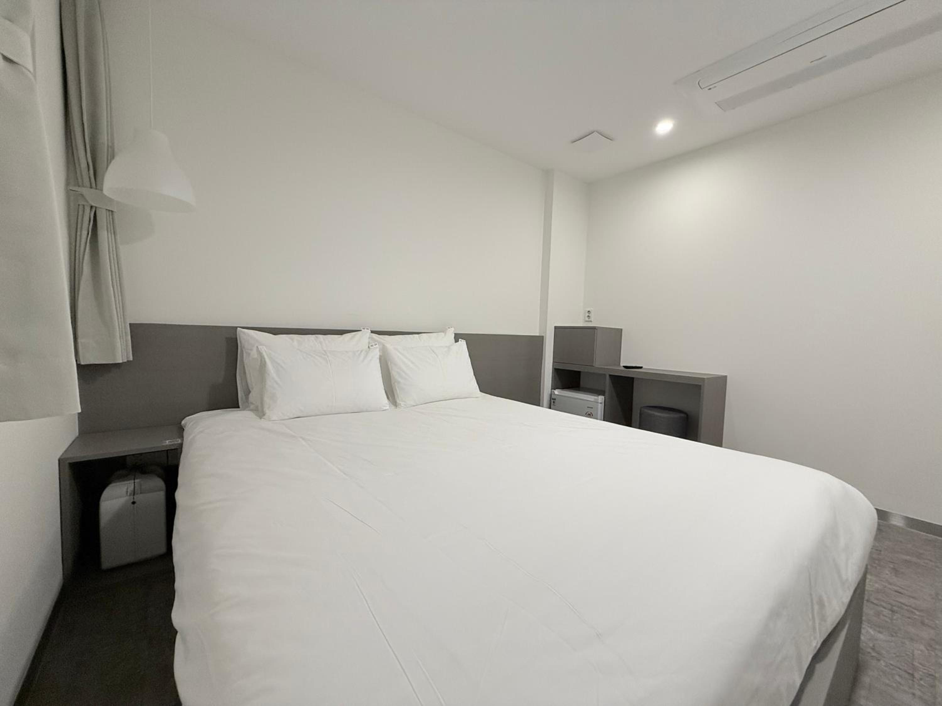 Superior Double Room - Photo 9