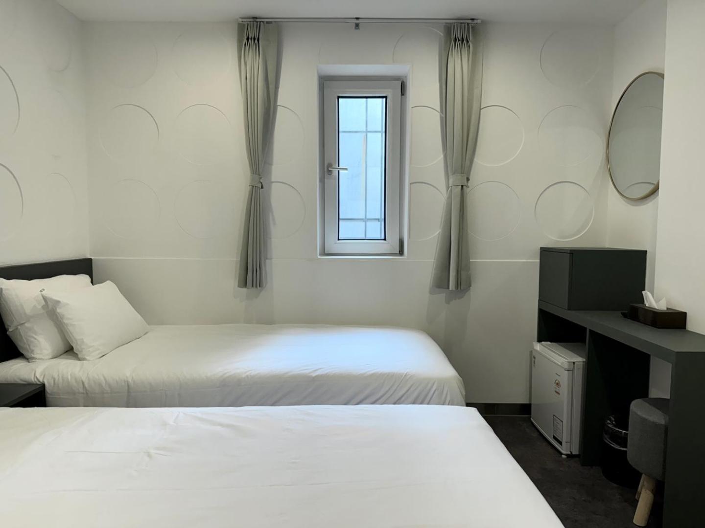 Superior Twin Room - Photo 23