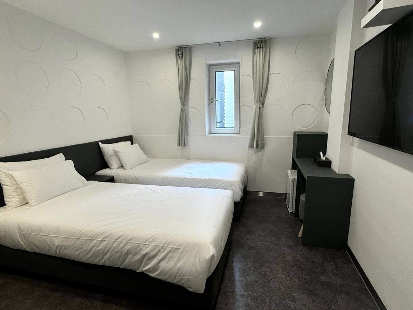 Superior Twin Room - Photo 14
