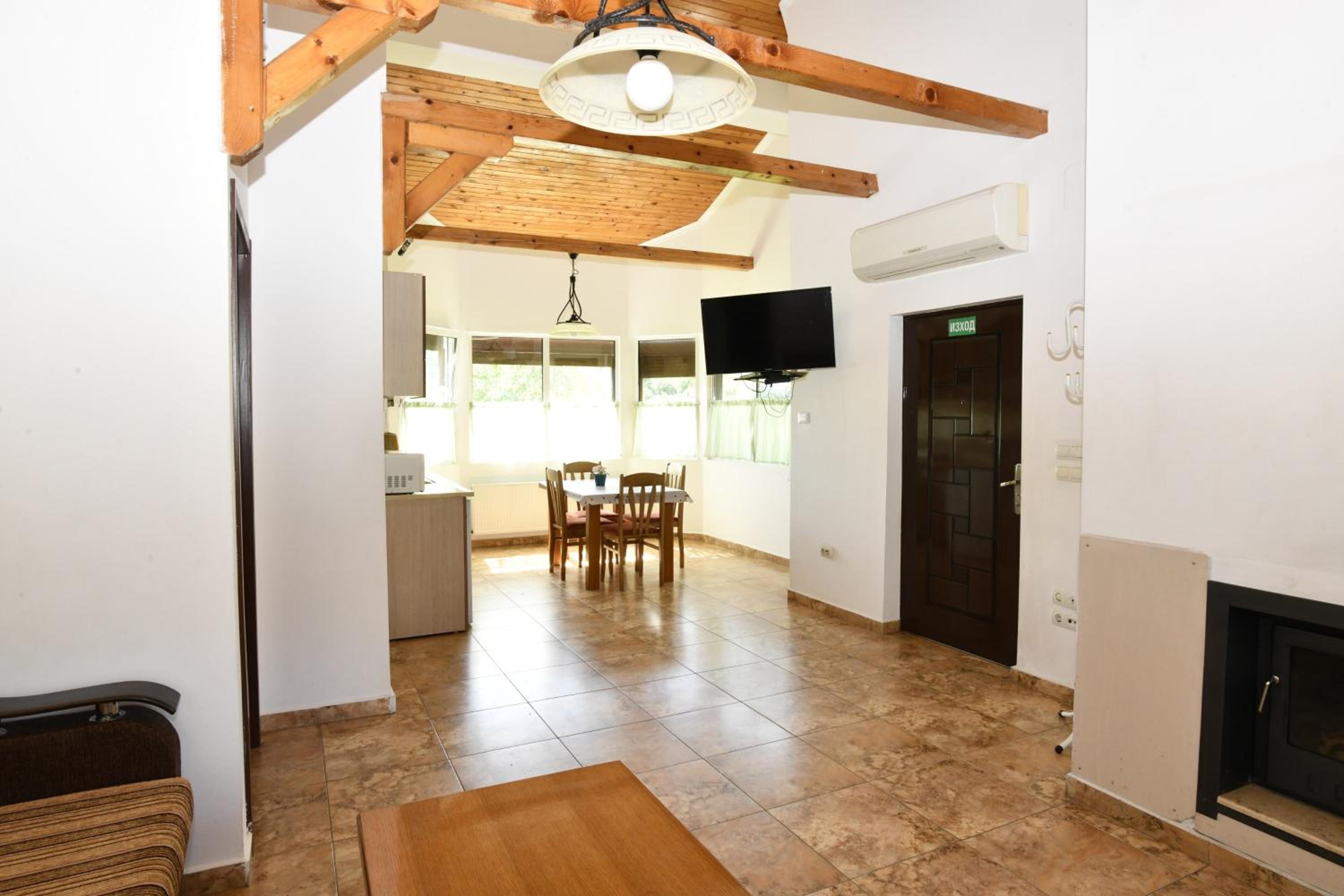 Villa 4 Adults - Photo 4