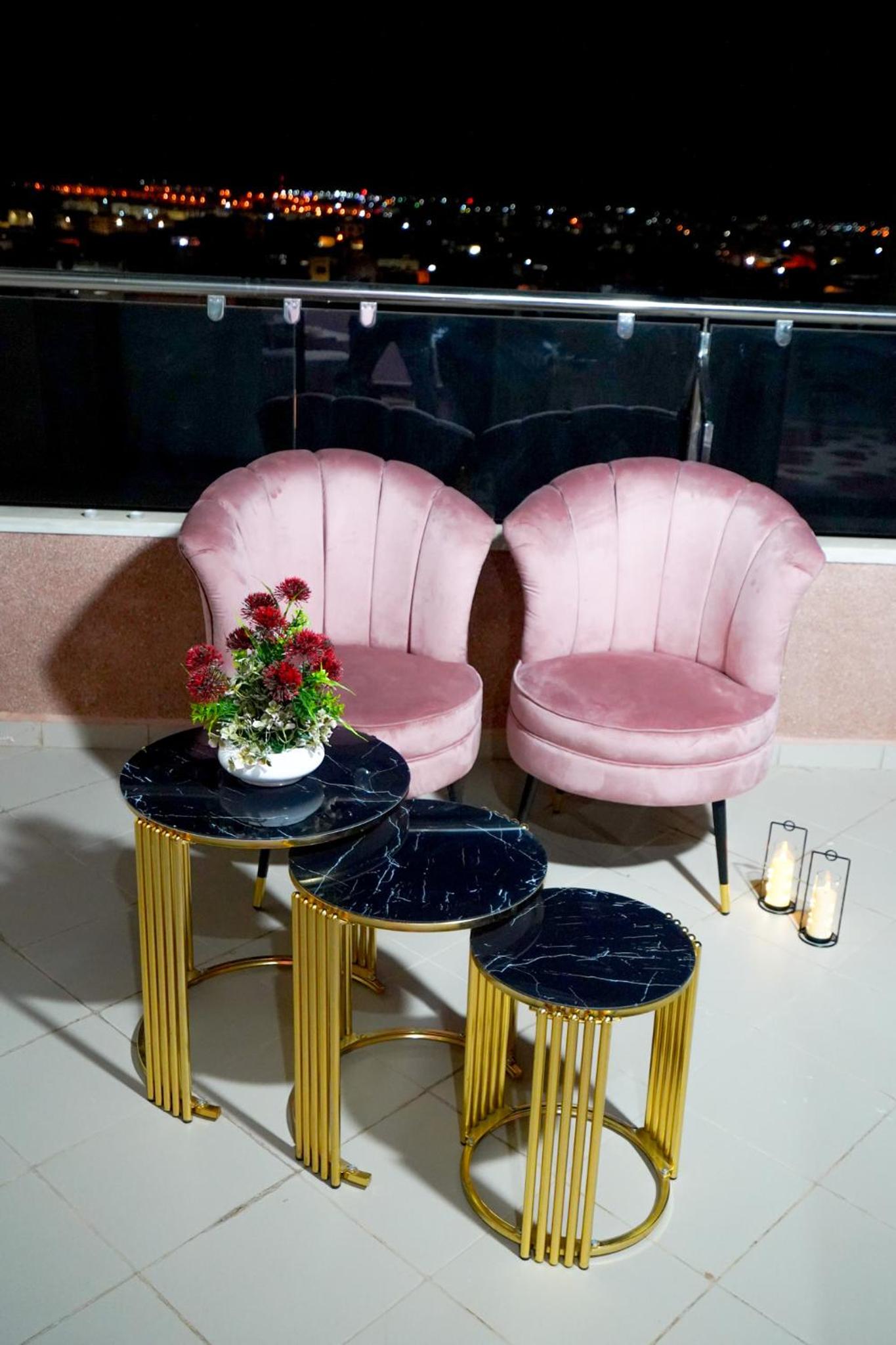 Deluxe Suite - Photo 8