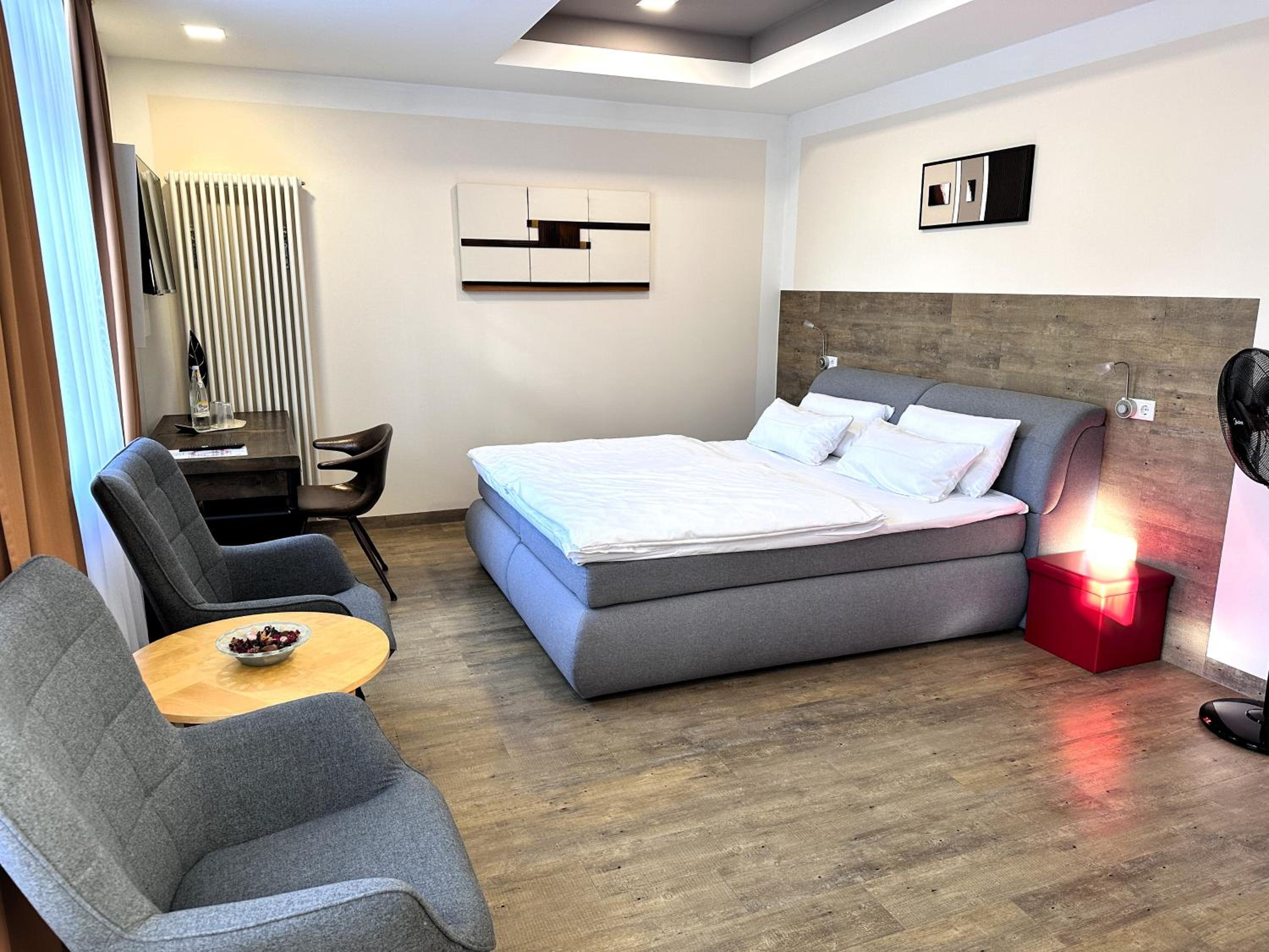Double Room - Photo 4