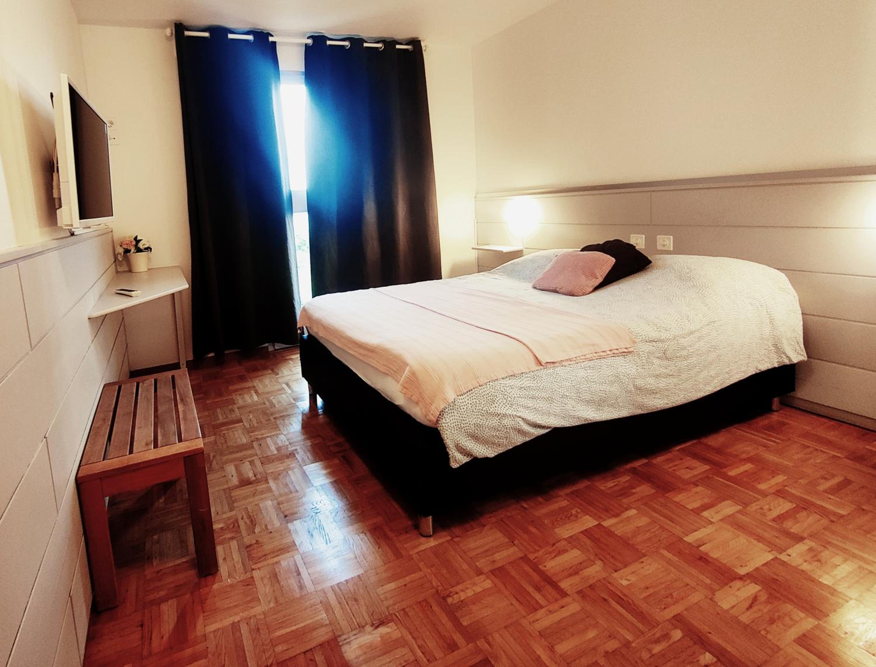 Double Room With Private Bathroom photo 1