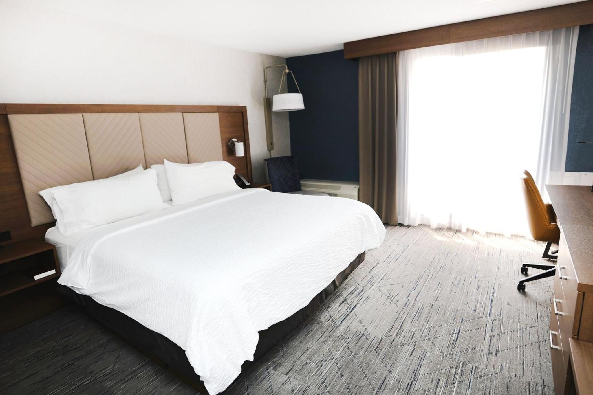 Standard King Room - Top Floor - Photo 4
