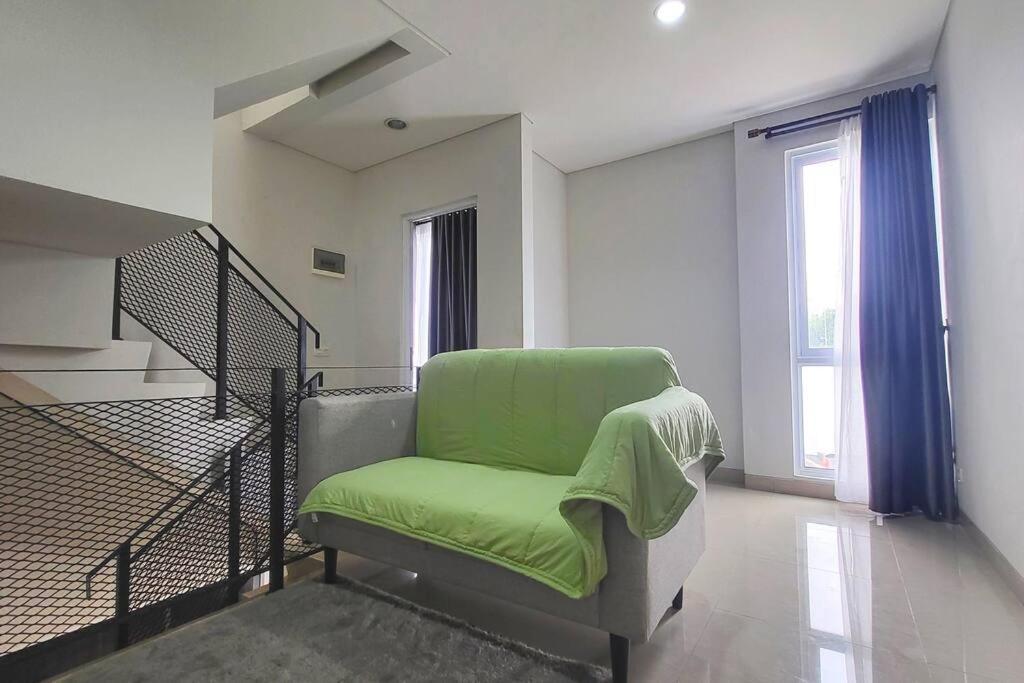Three-Bedroom House photo 1