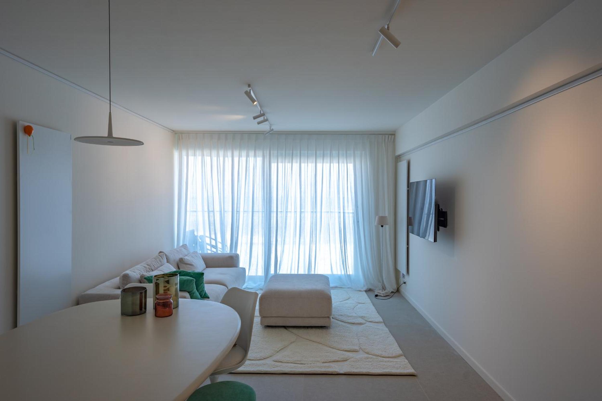 Two-Bedroom Apartment with Terrace and Sea View photo 1