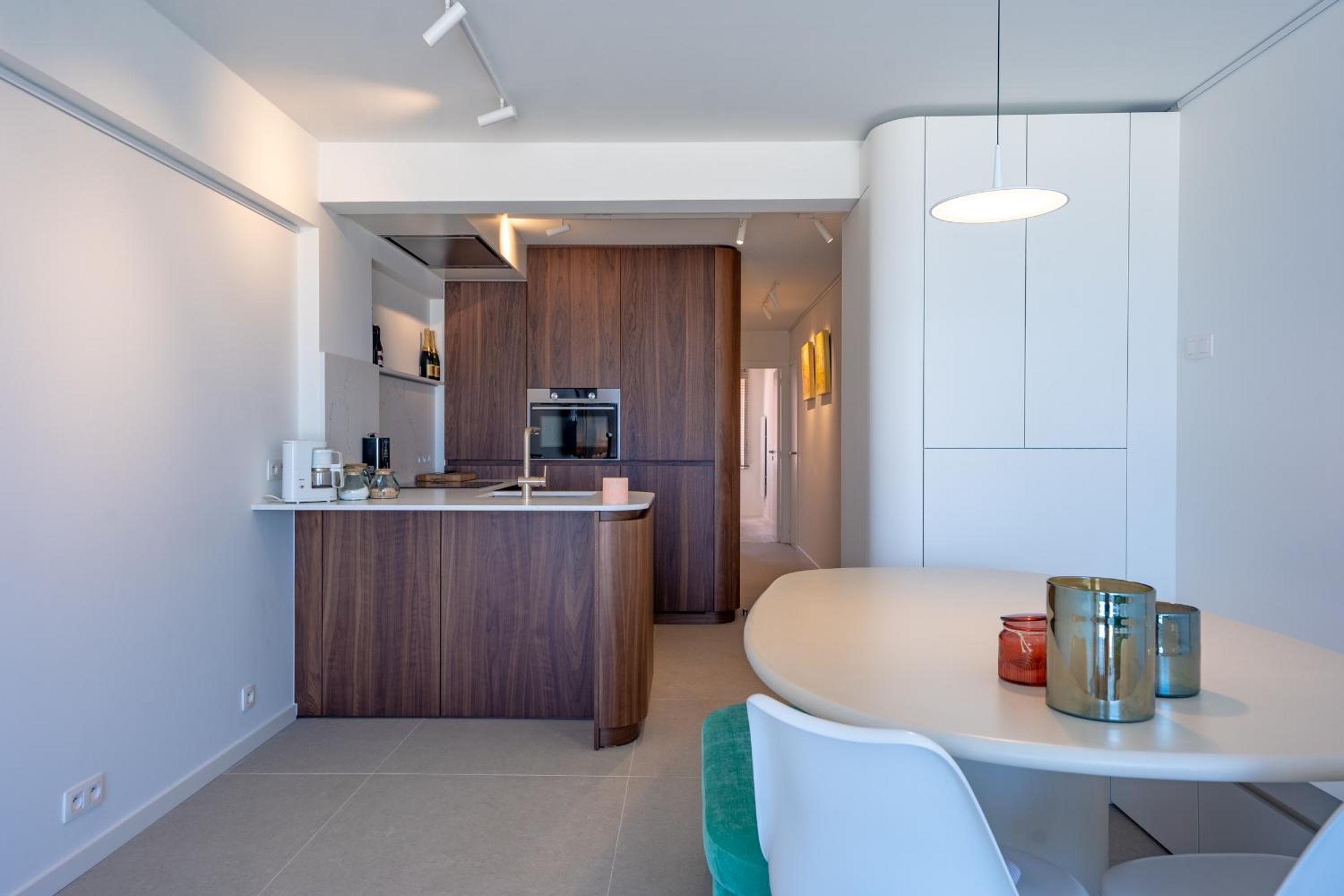Two-Bedroom Apartment with Terrace and Sea View photo 3