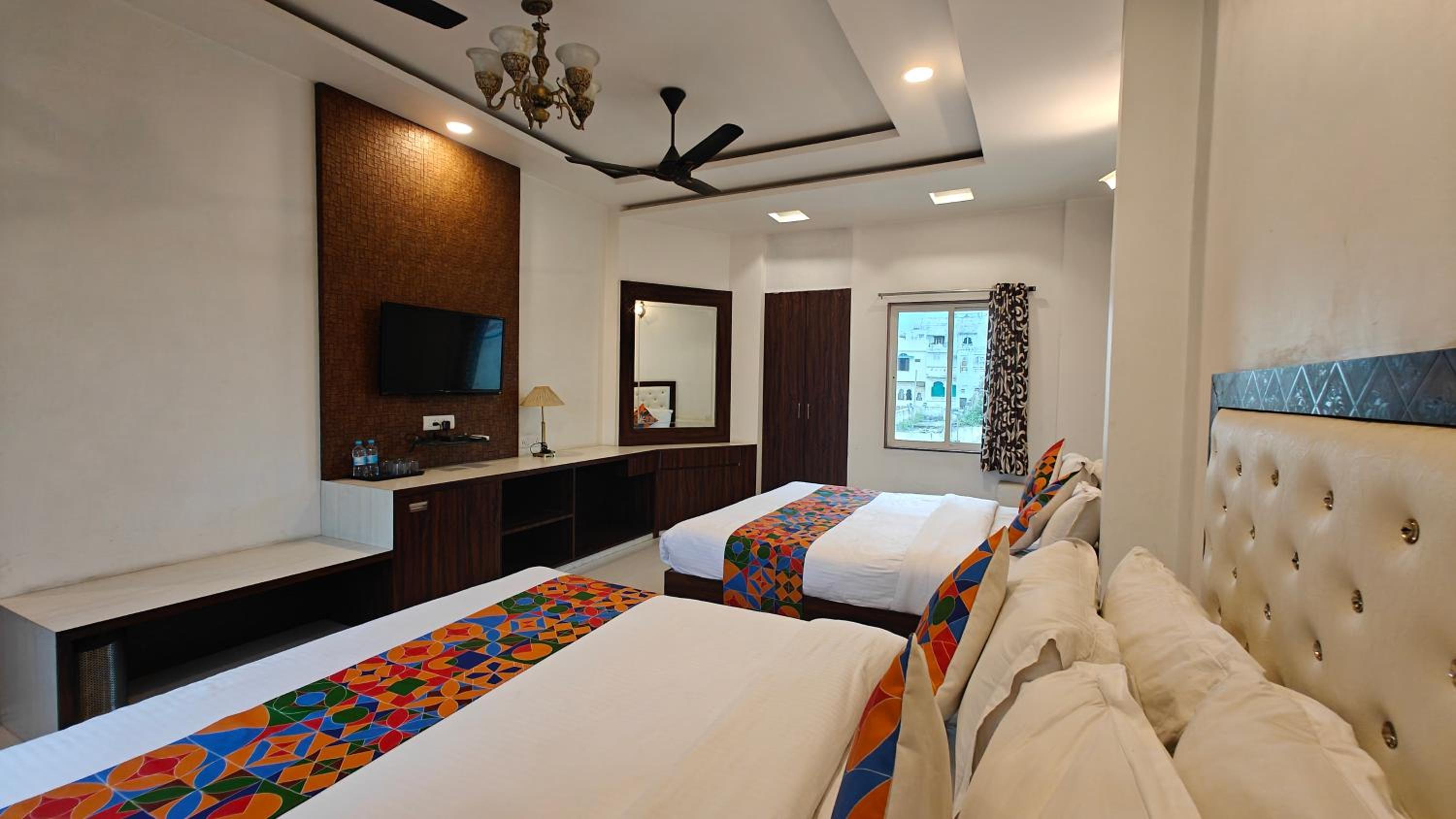 King Room With Two King Beds