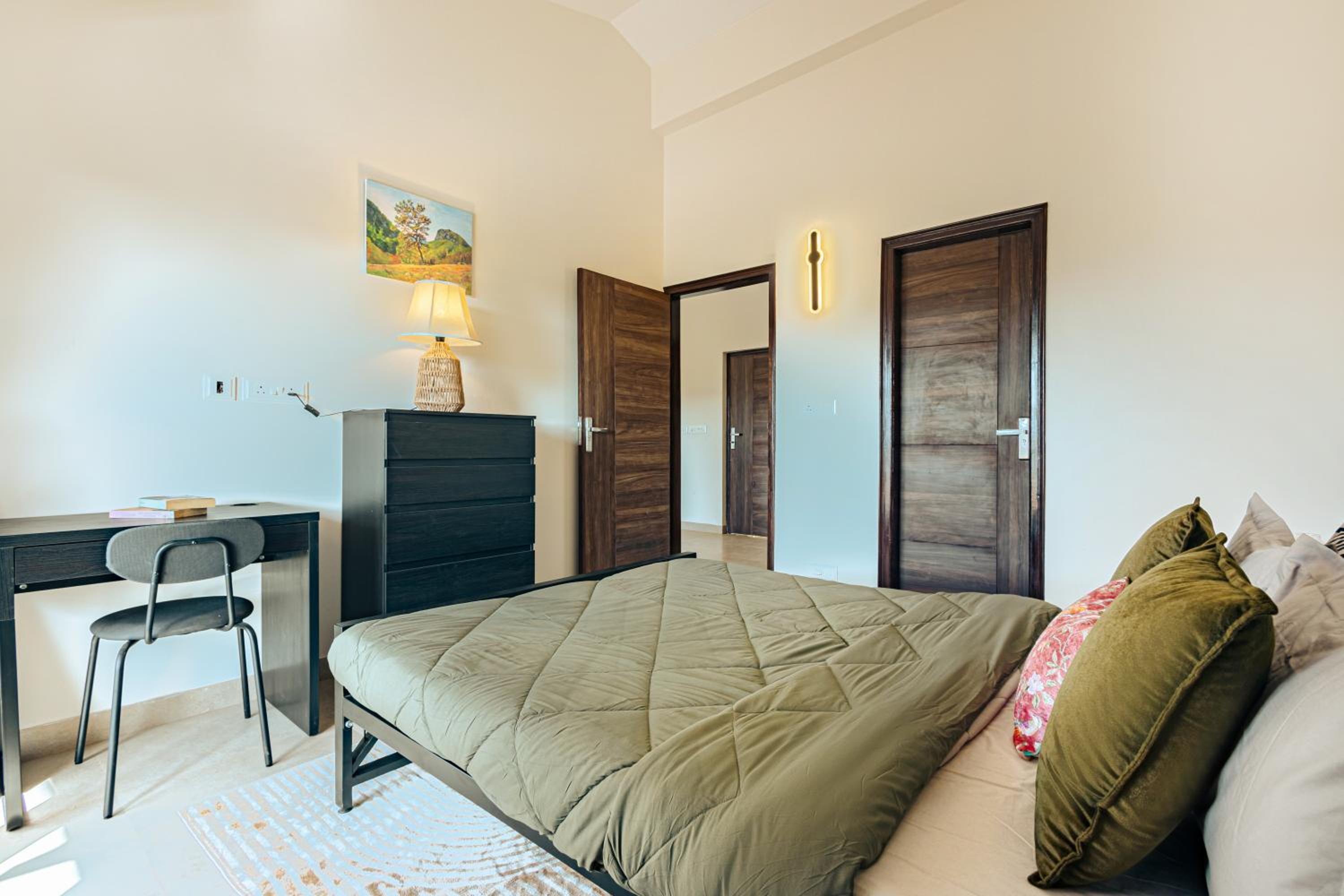 Two-Bedroom Apartment - Photo 18
