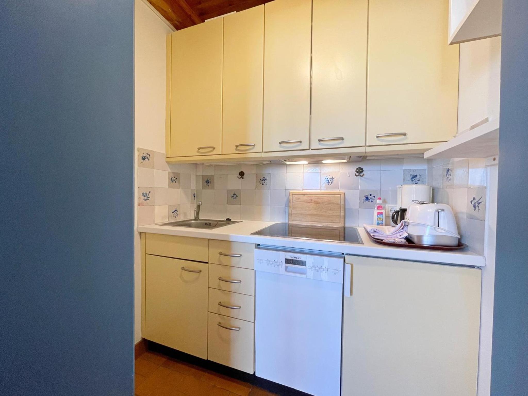 Apartment photo 2