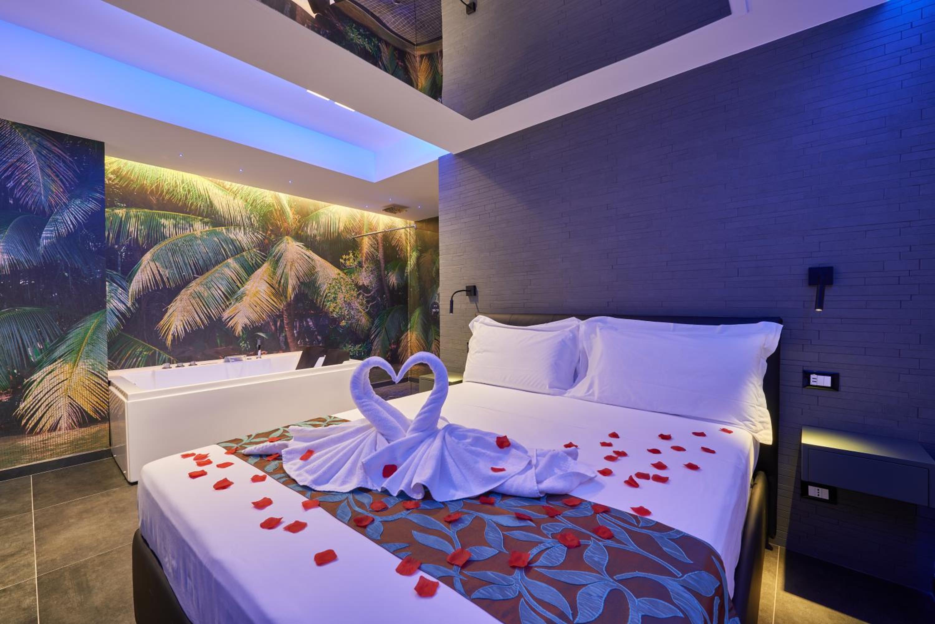 Double Room with Spa Bath