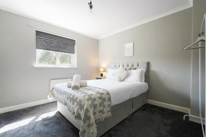 Four-Bedroom House photo 1