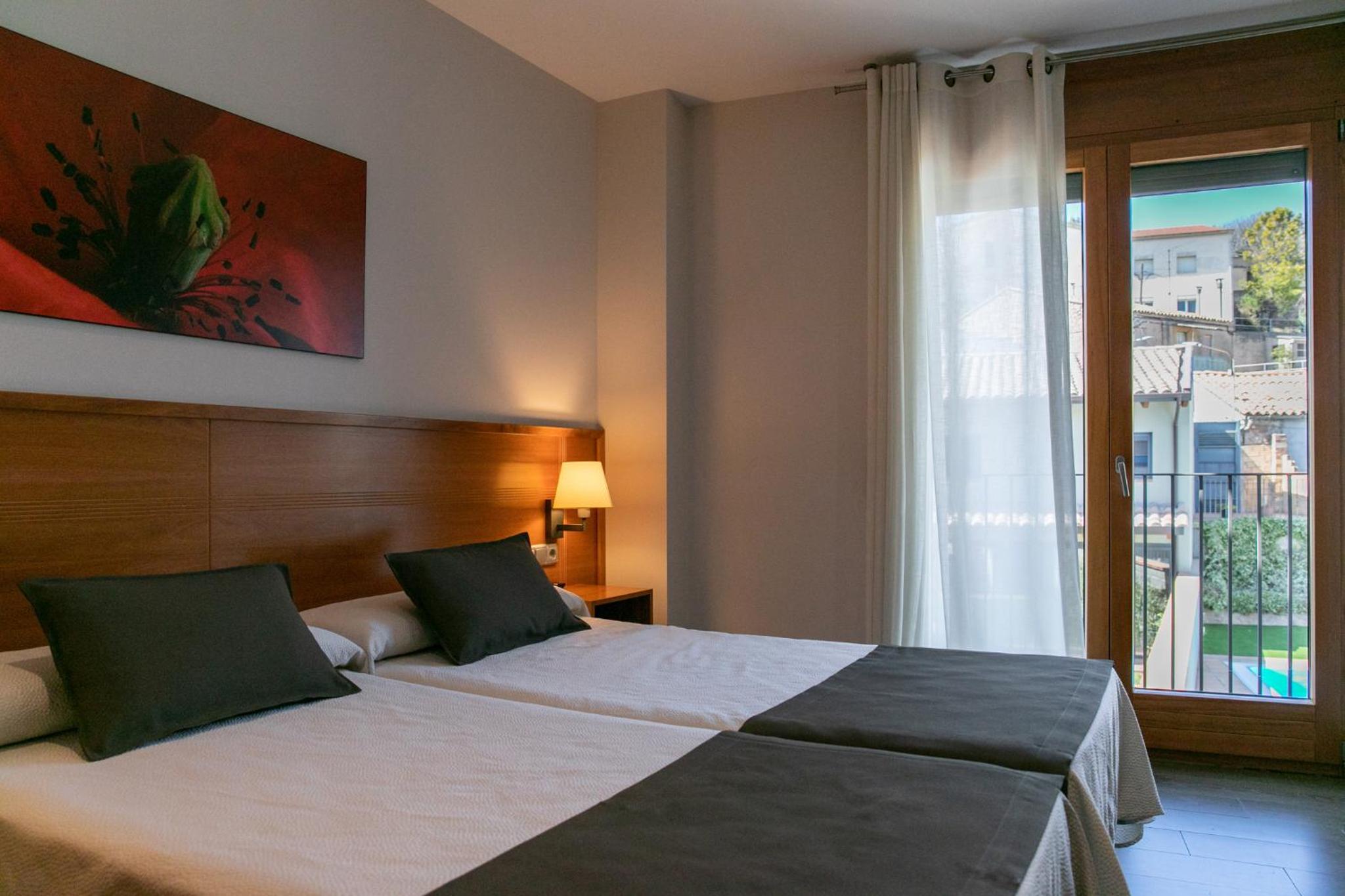 Habitación Doble con Vista a la Piscina