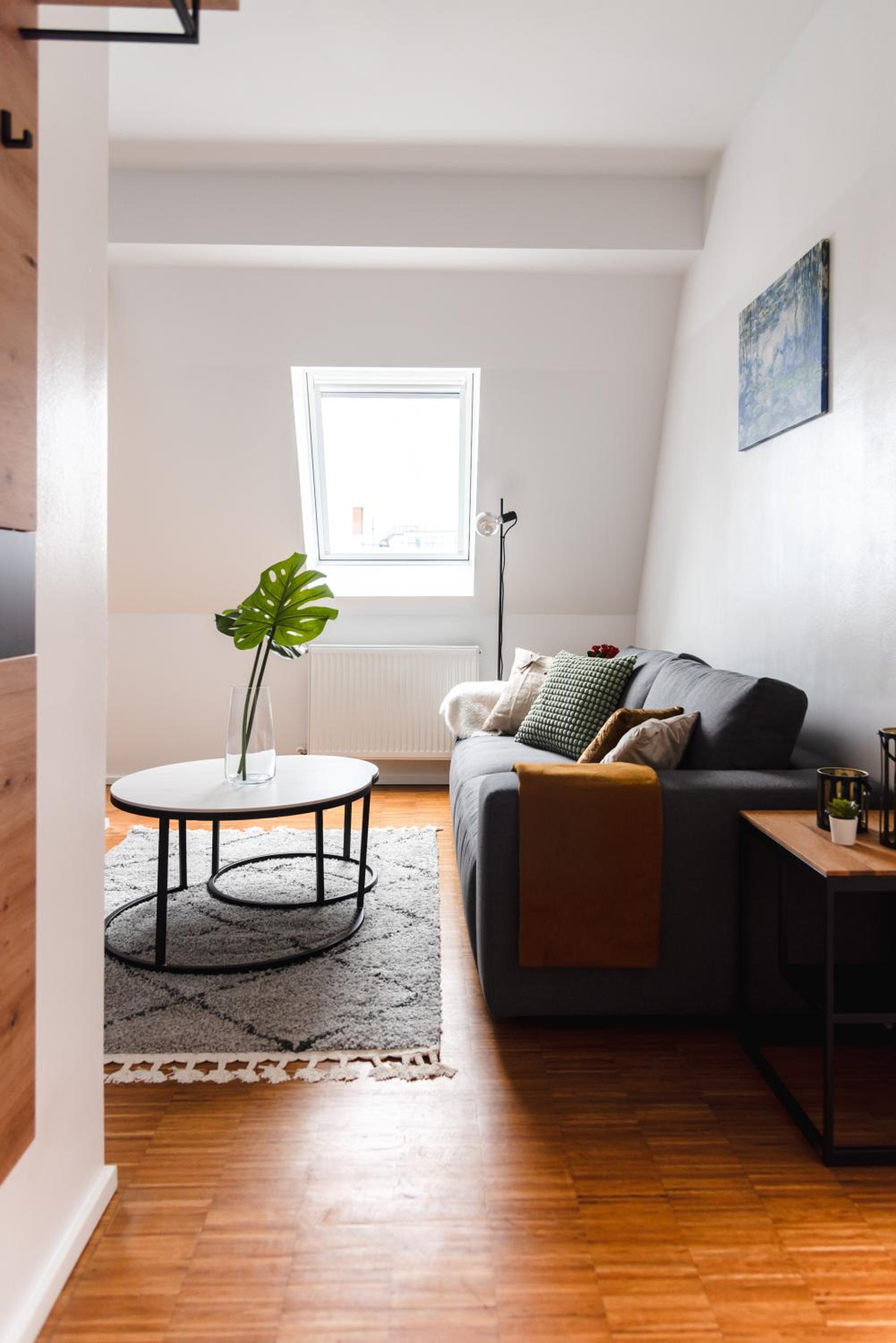 Two-Bedroom Apartment with Balcony photo 1
