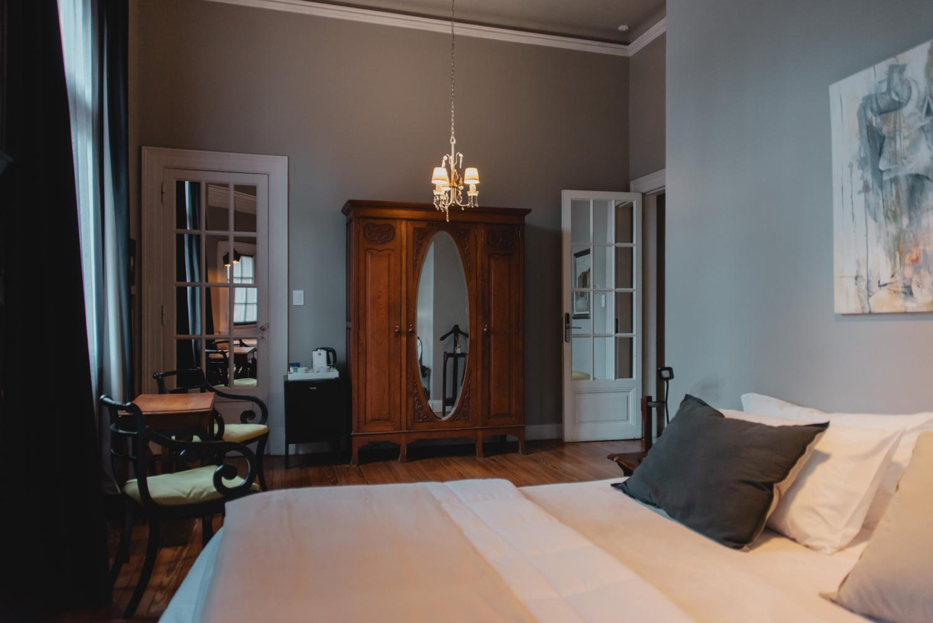 Deluxe Double or Twin Room photo 2