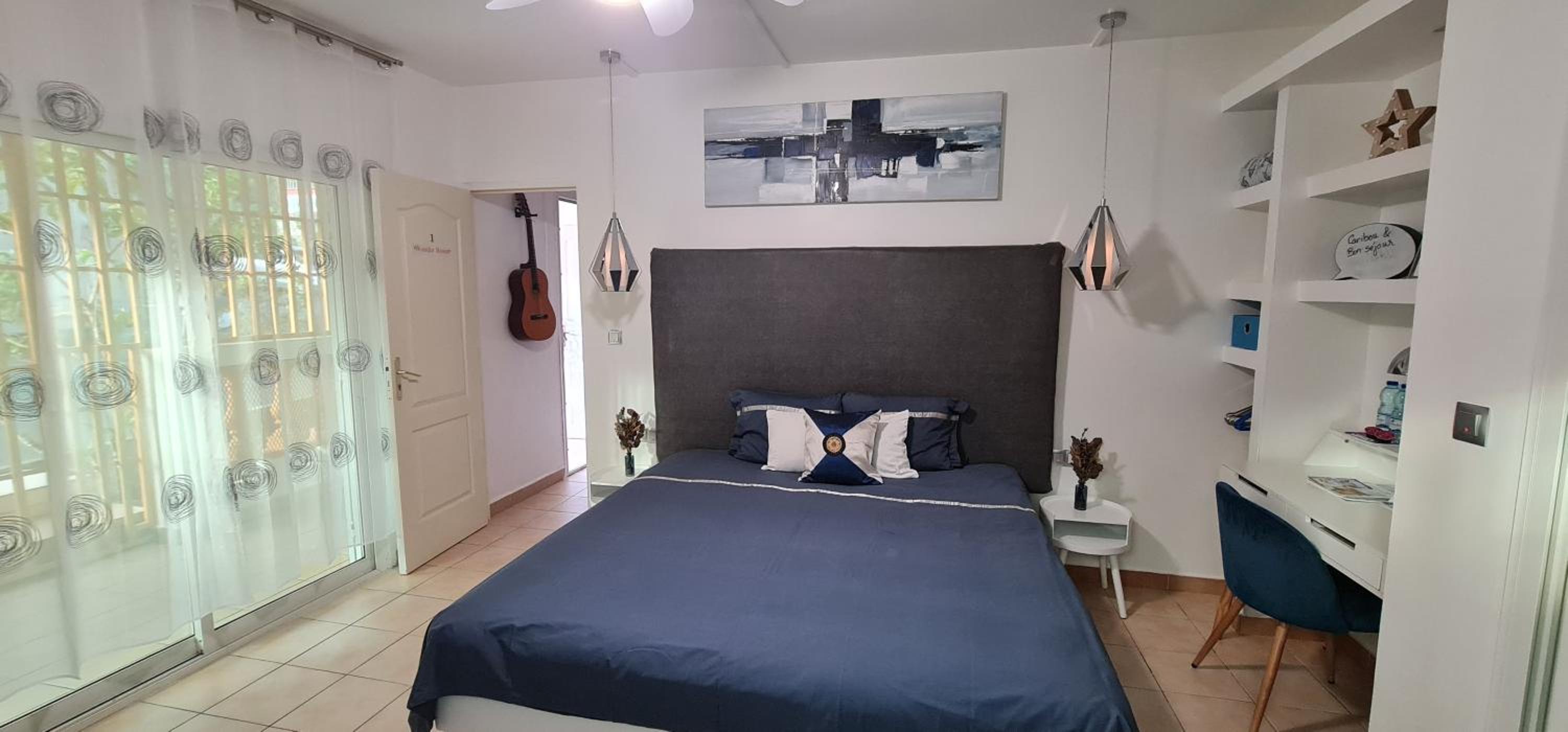 Four-Bedroom House photo 1