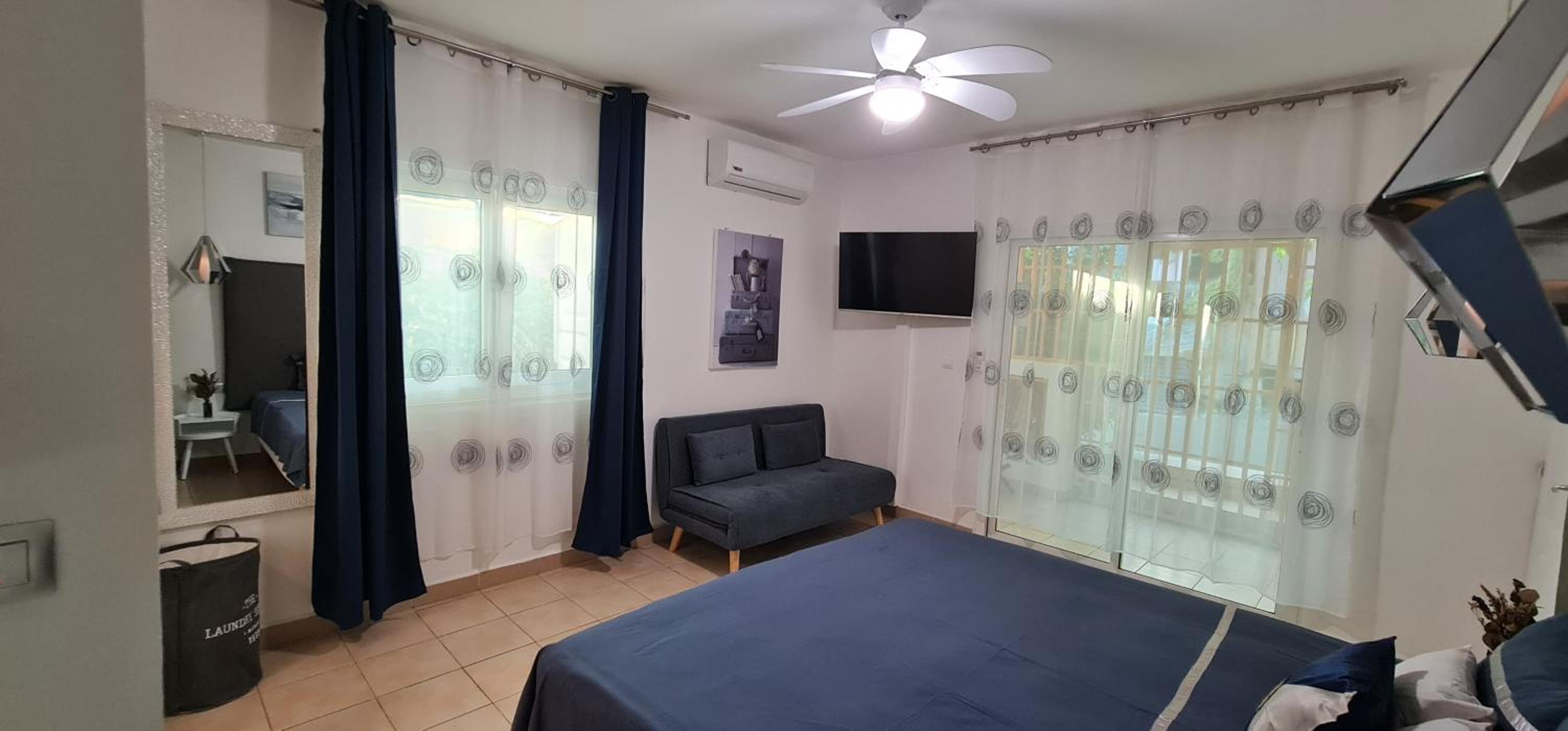 Double or Twin Room photo 3