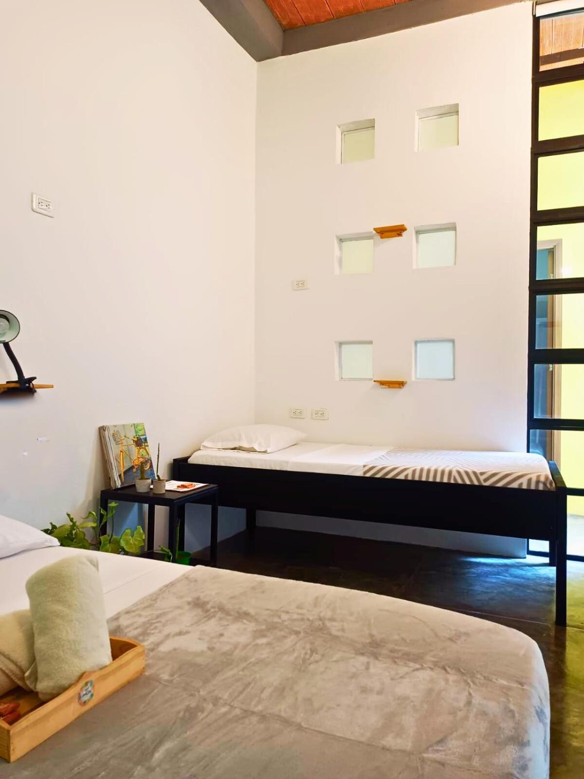 Triple Room with Shared Bathroom photo 2