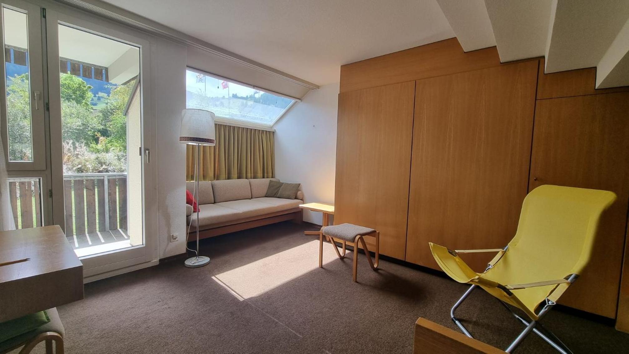 Apartment with Mountain View photo 1