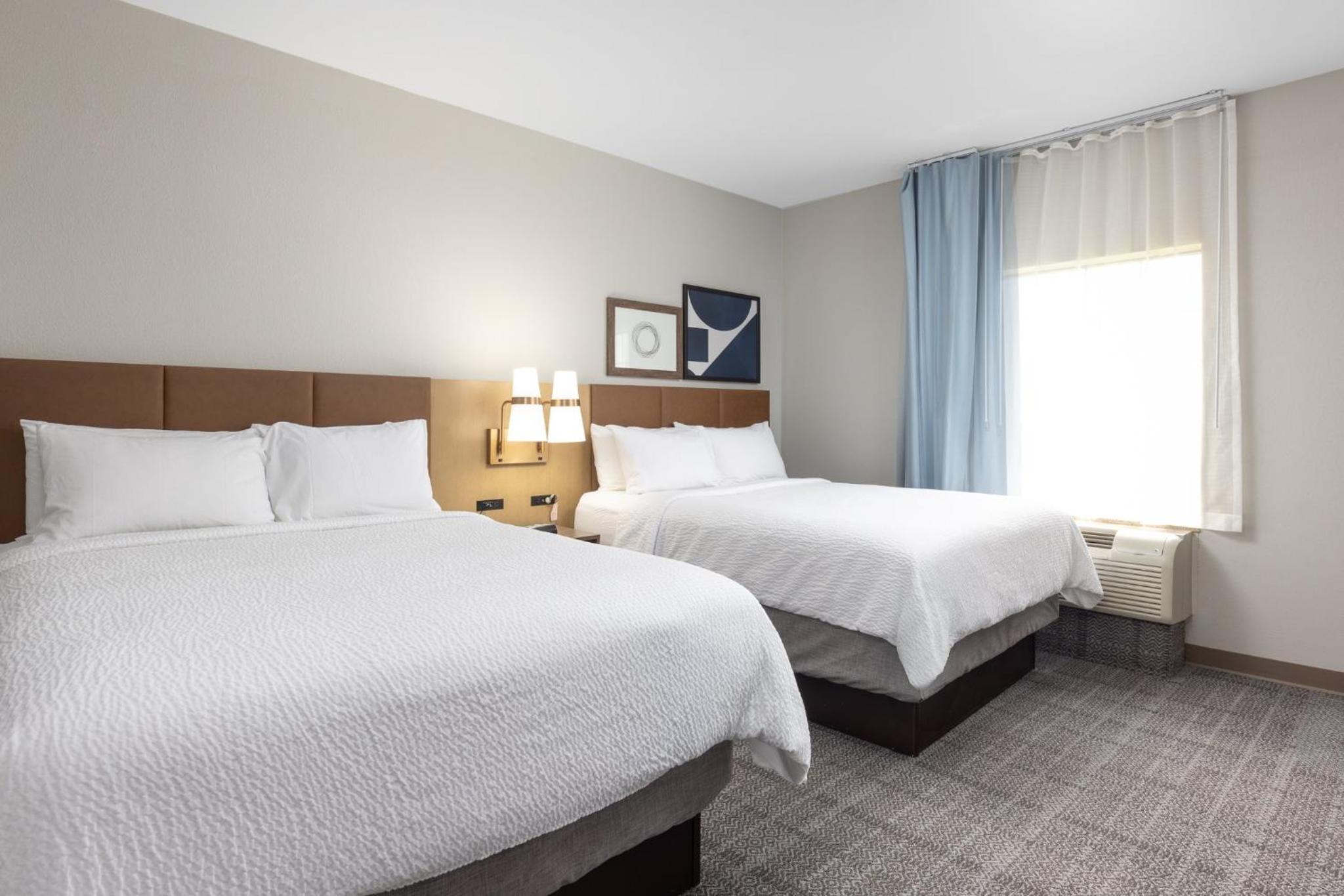 Suite with Two Double Beds - Non-Smoking - Photo 1