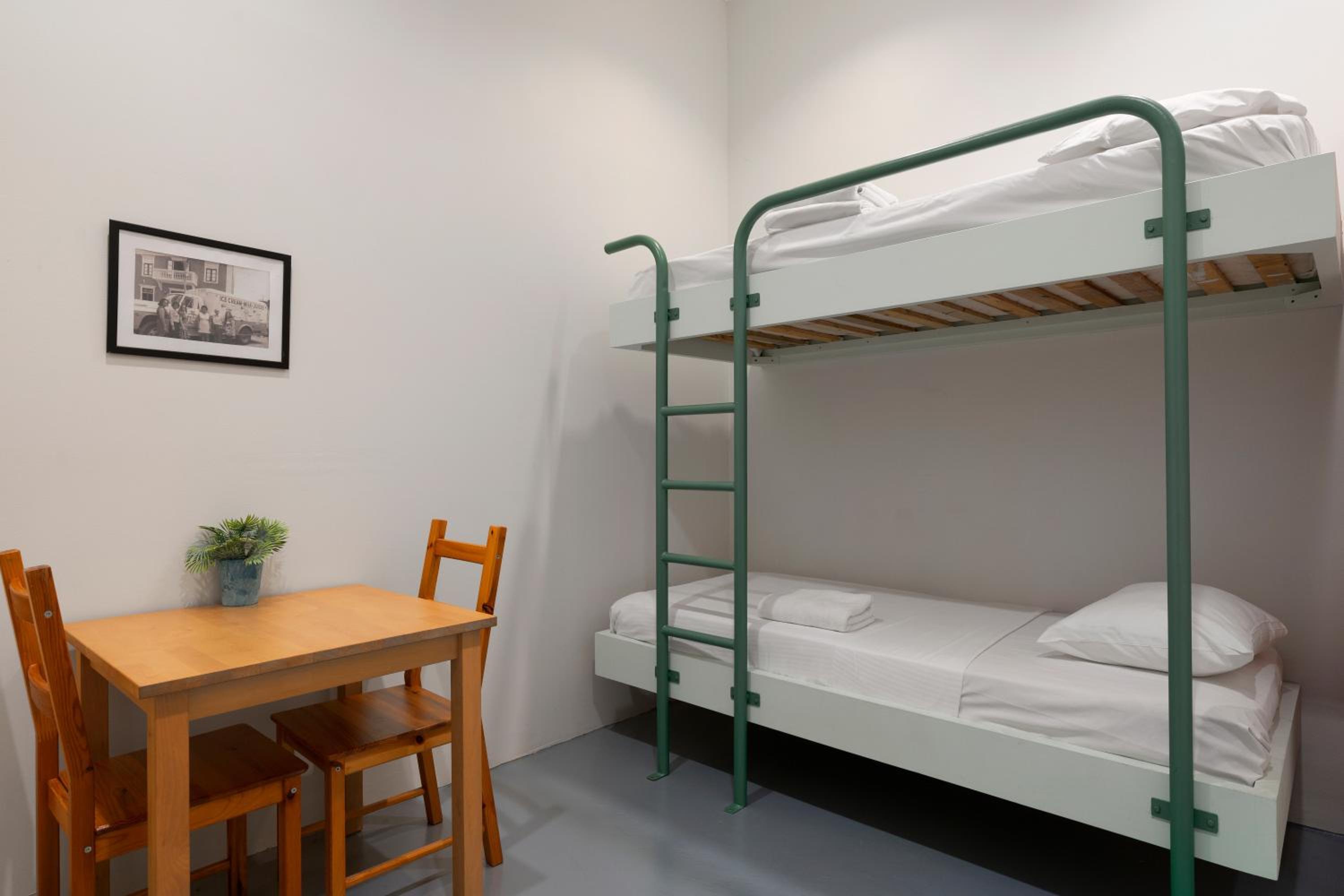 Bunk Bed in Mixed Dormitory Room photo 3