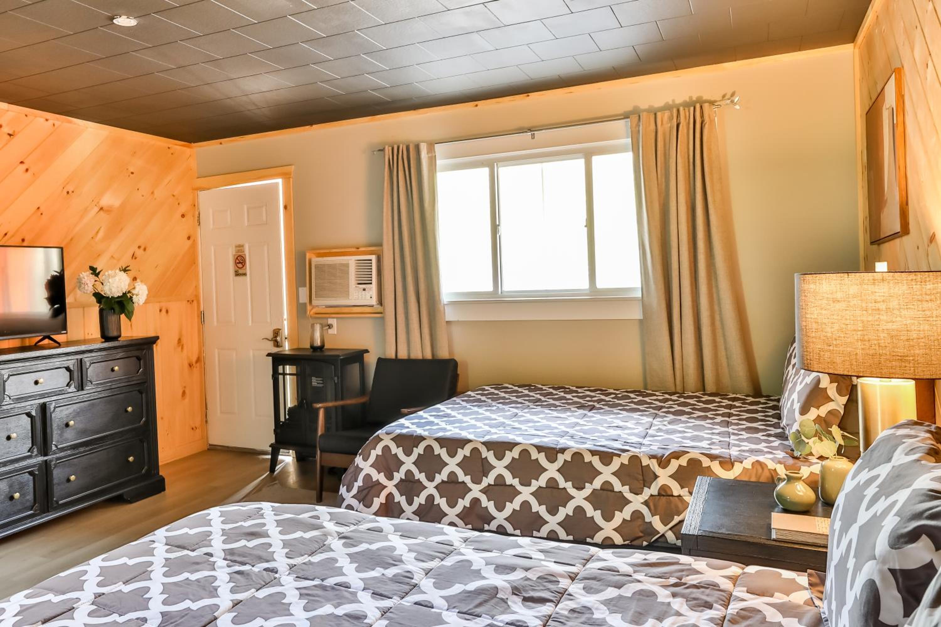 Double Room with Mountain View - Photo 10