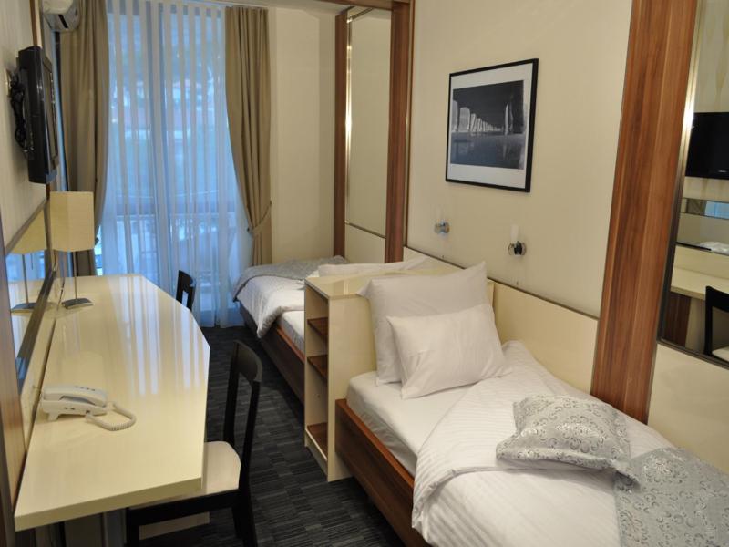 Twin Room photo 1