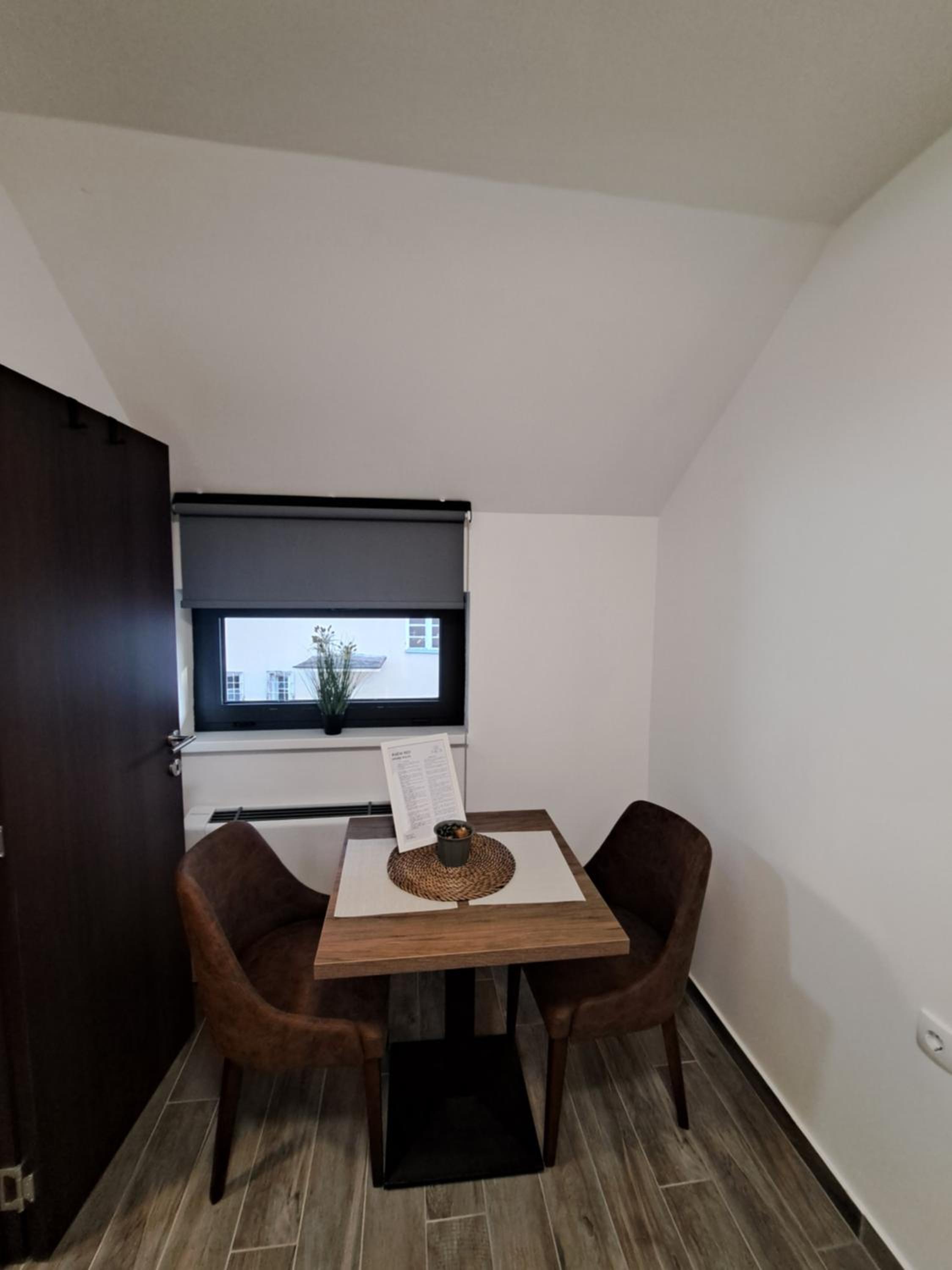 Apartment - Photo 8