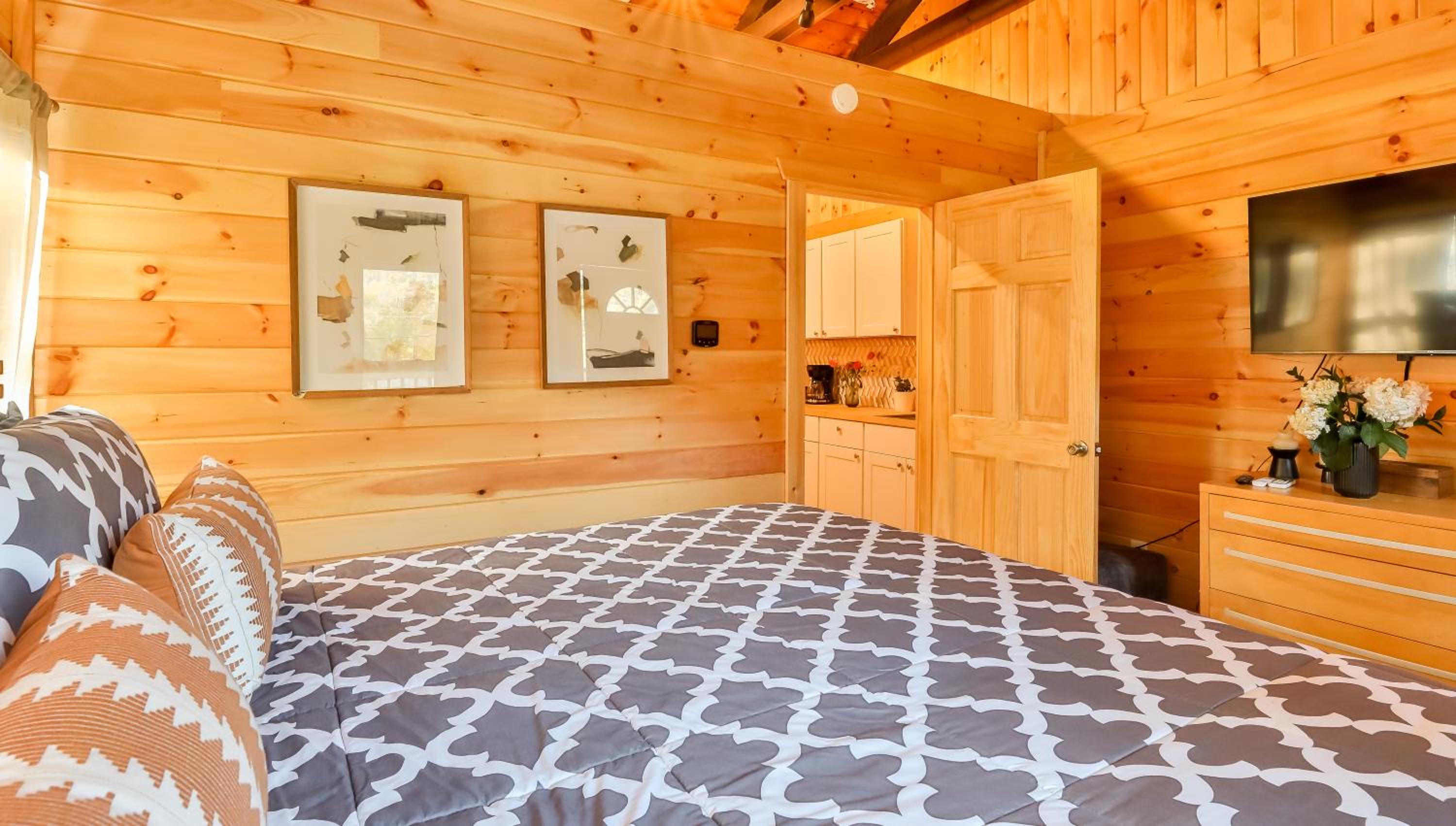 King Room with Mountain View - Photo 6