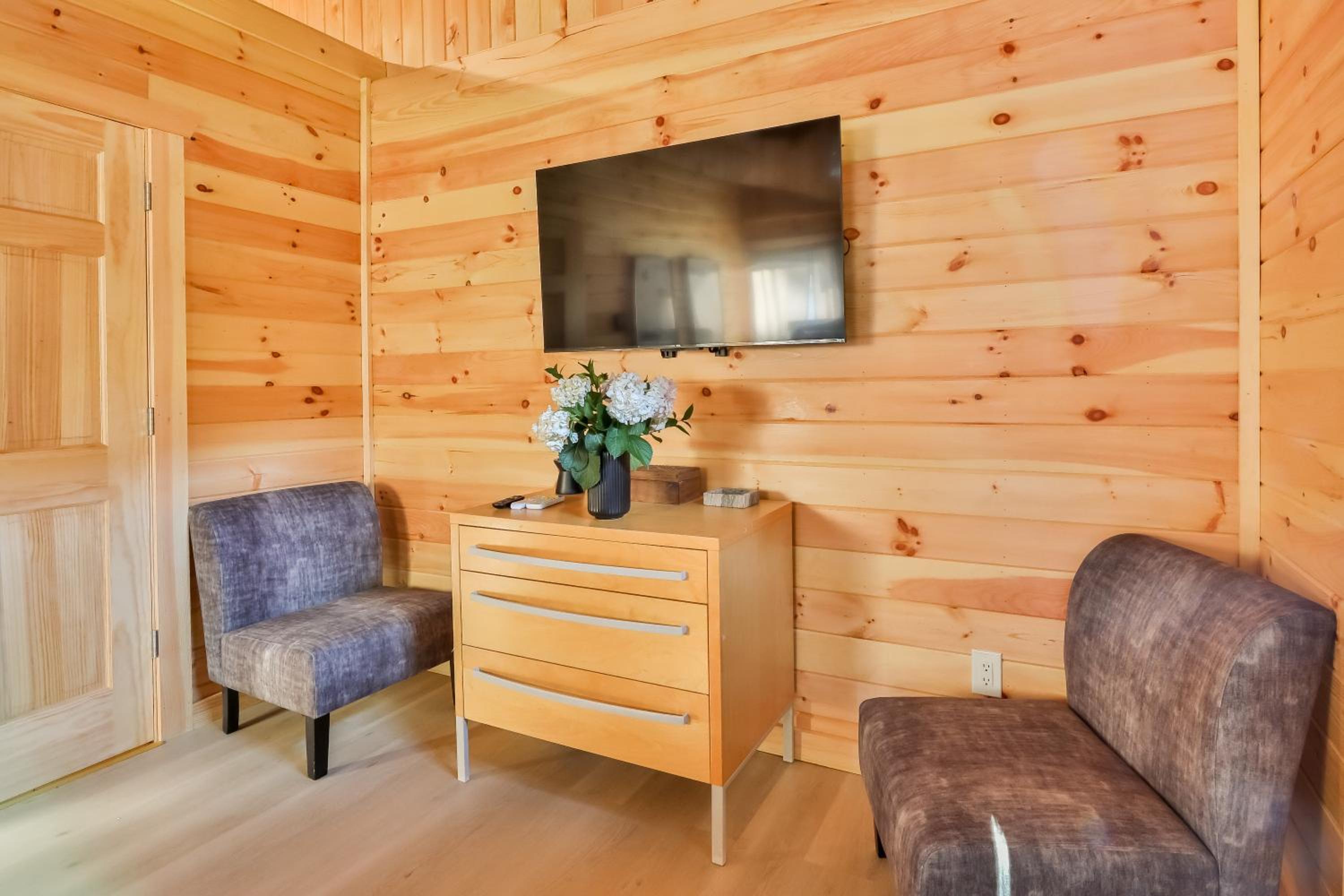 King Room with Mountain View - Photo 10