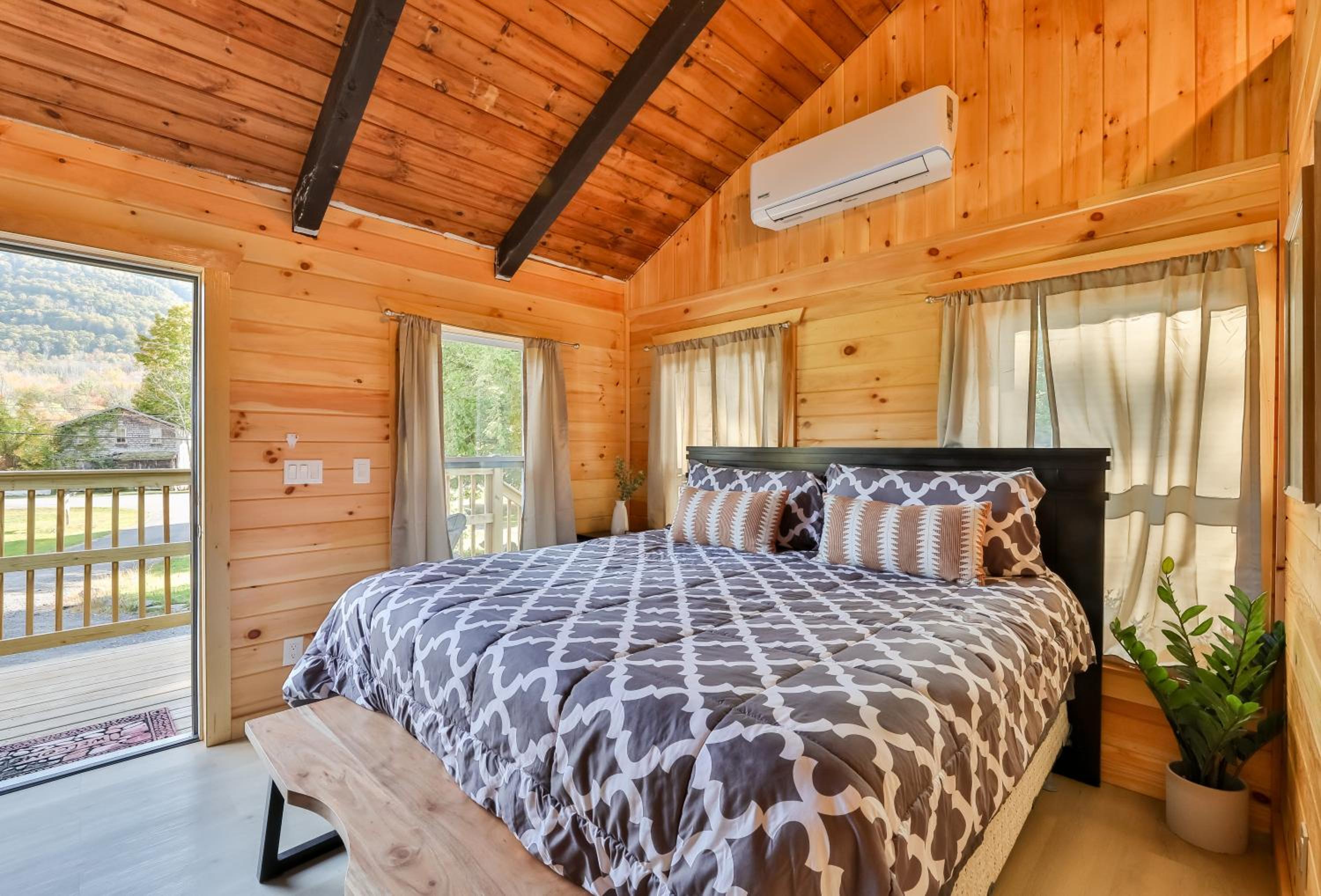 King Room with Mountain View - Photo 7