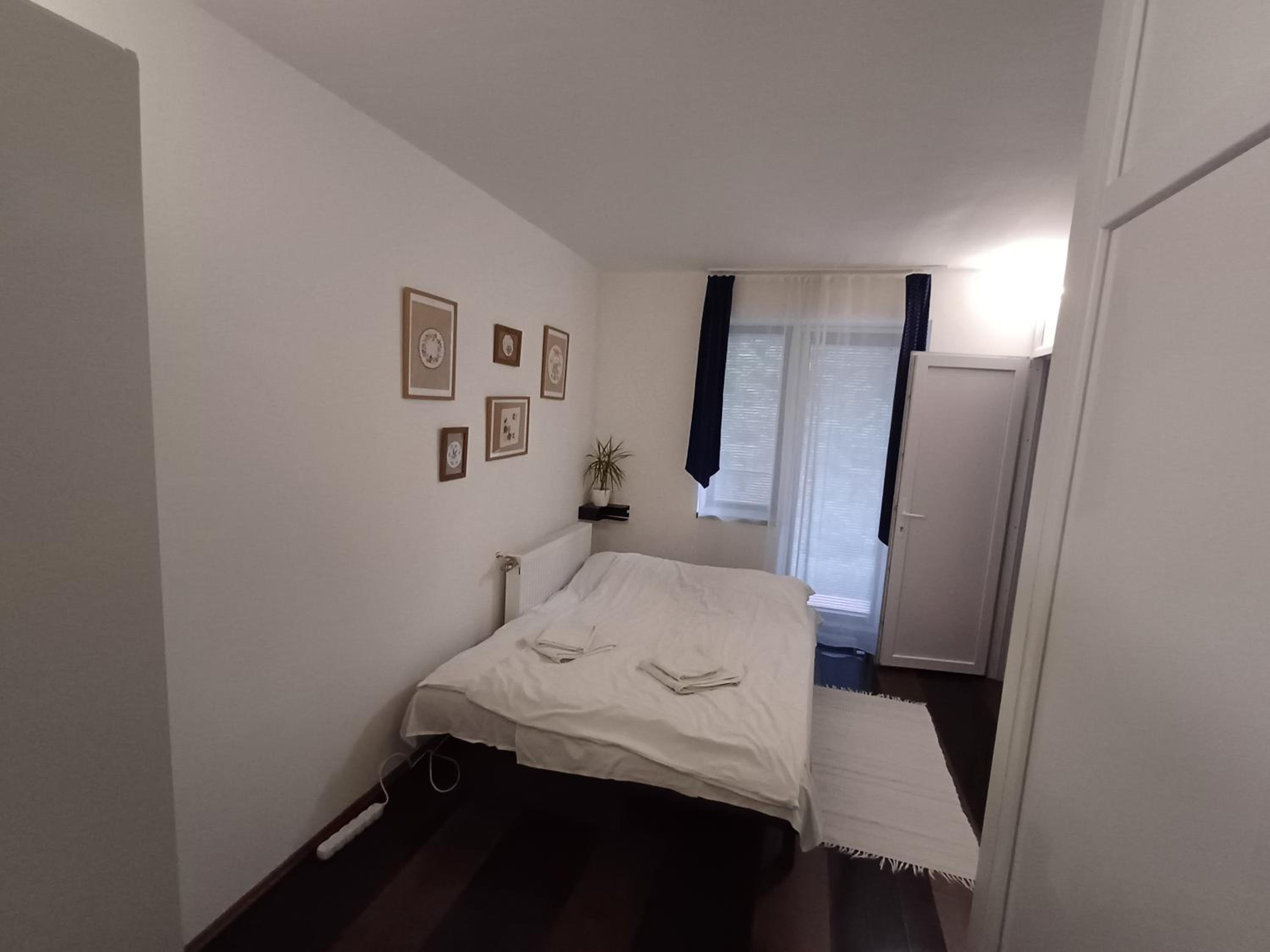 Double or Twin Room with Private Bathroom photo 1