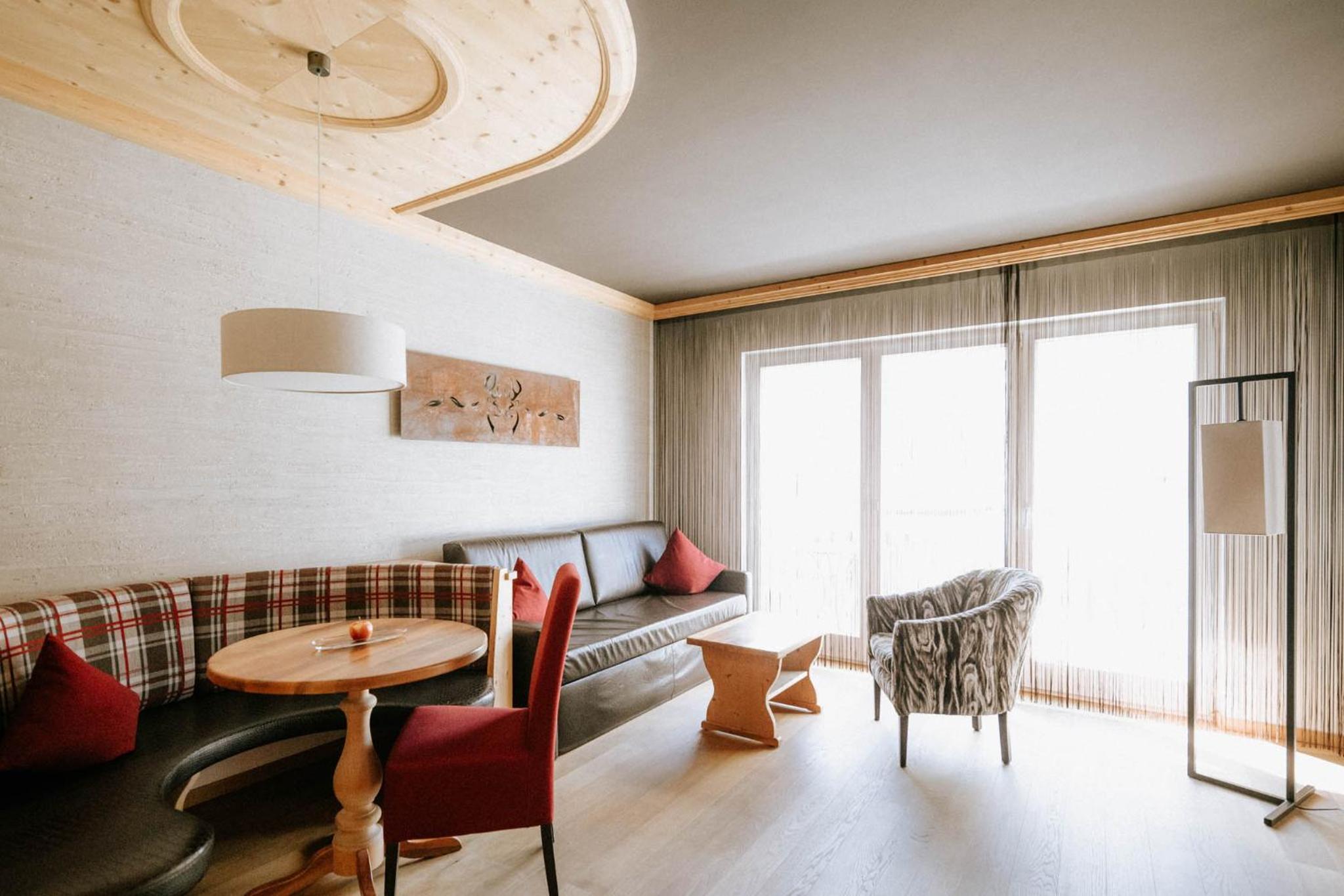 Superior King Suite