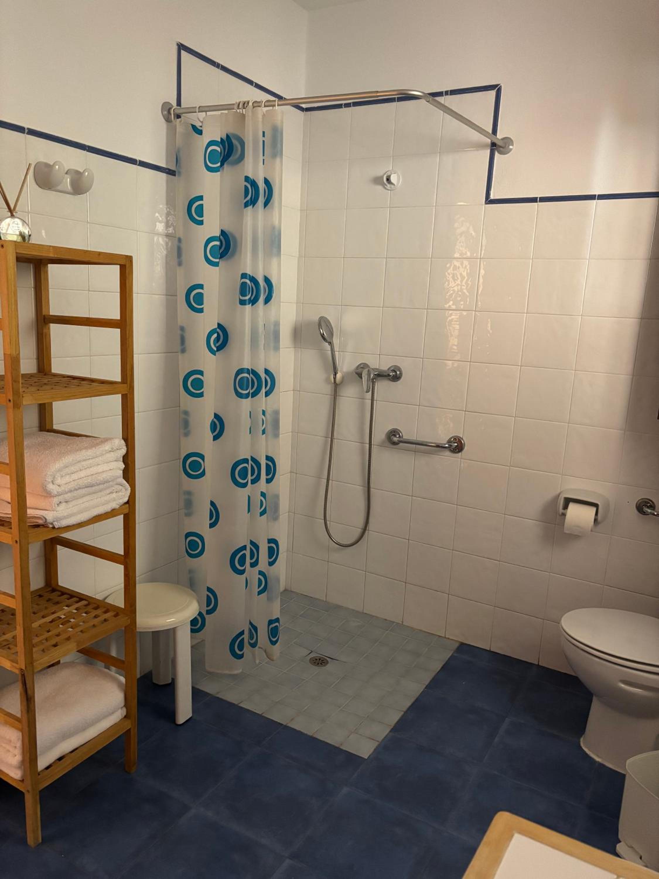 Villa (4 Adults) photo 2