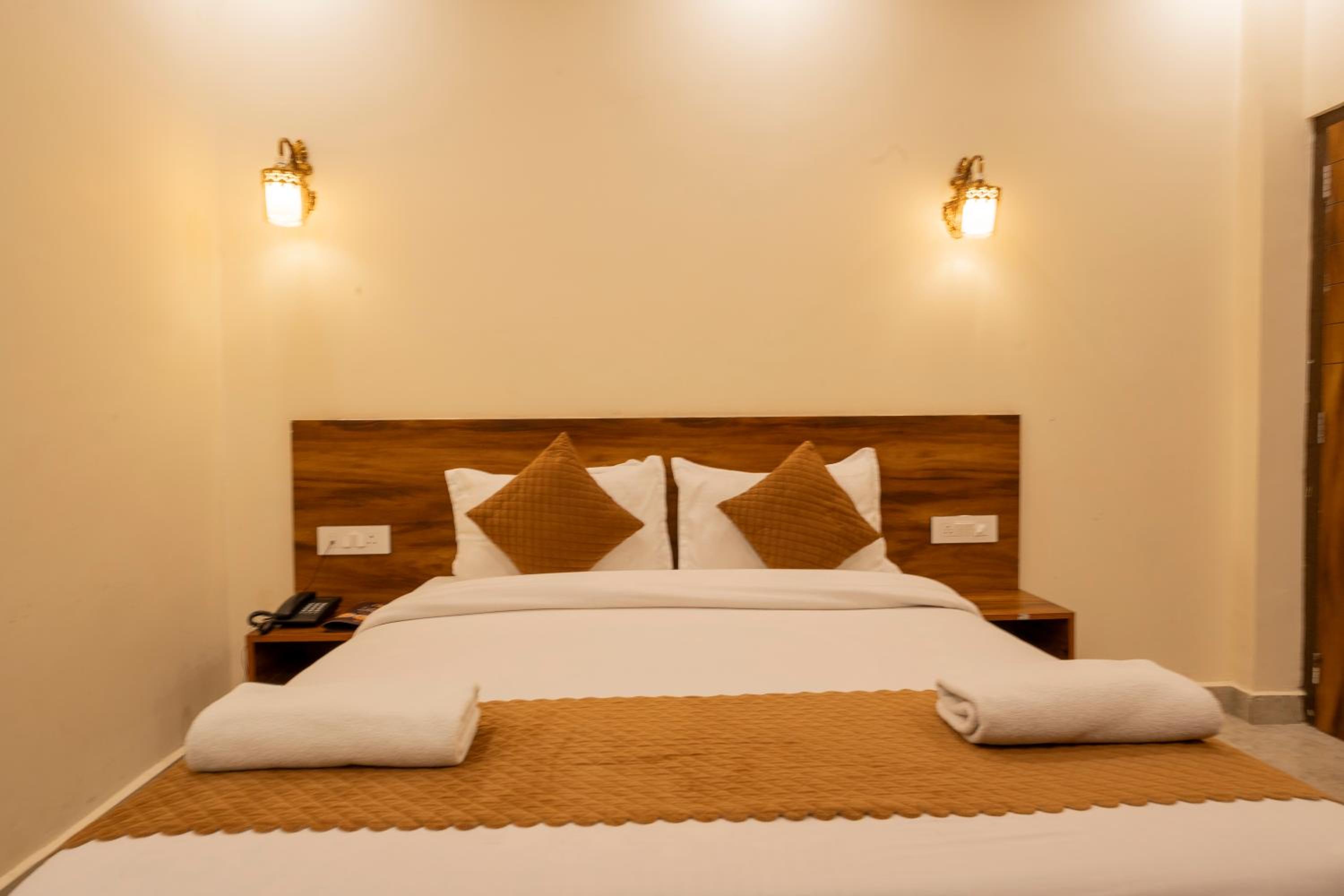 Double Room - Photo 1
