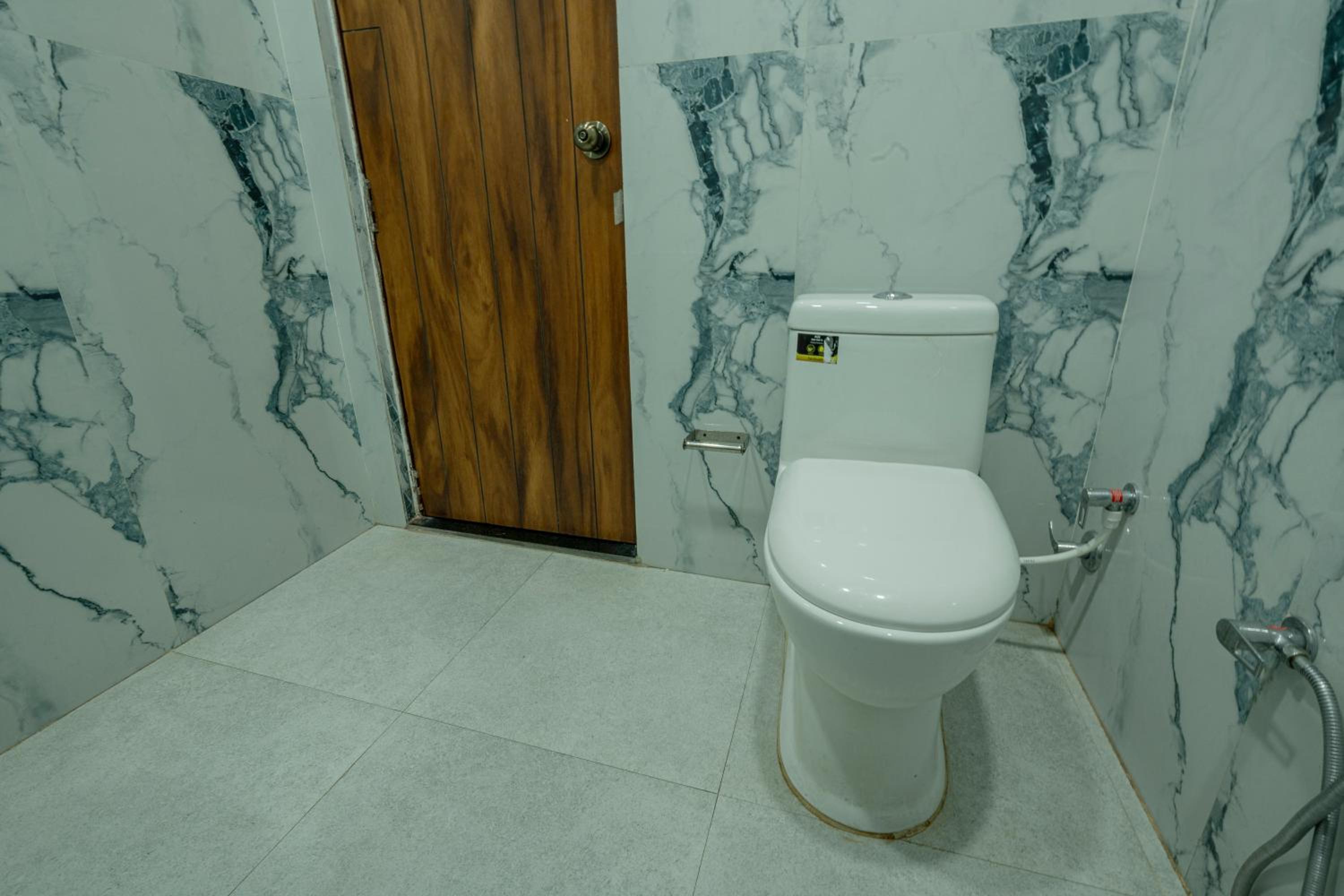 Double Room - Photo 11