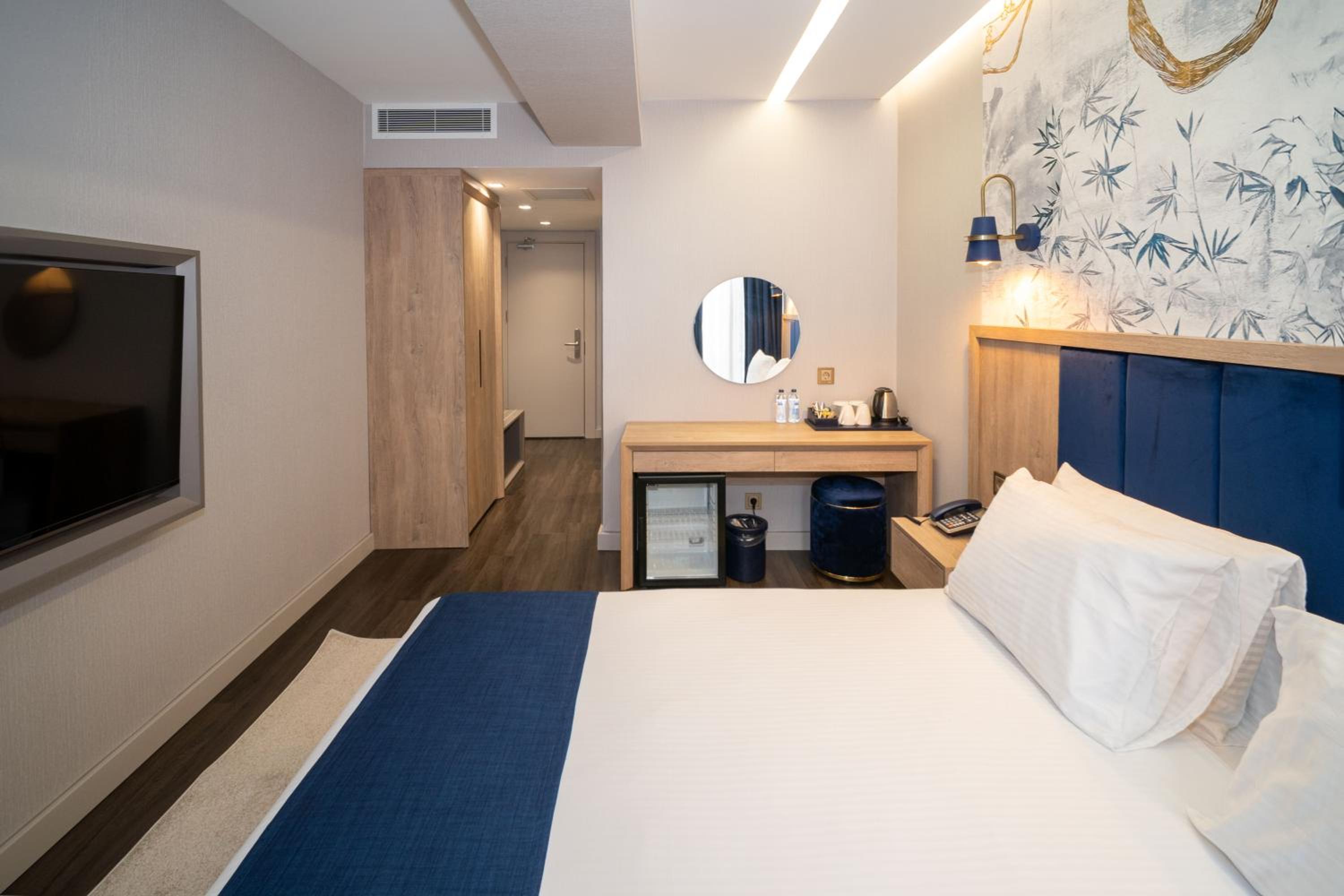 Deluxe Double Room photo 2