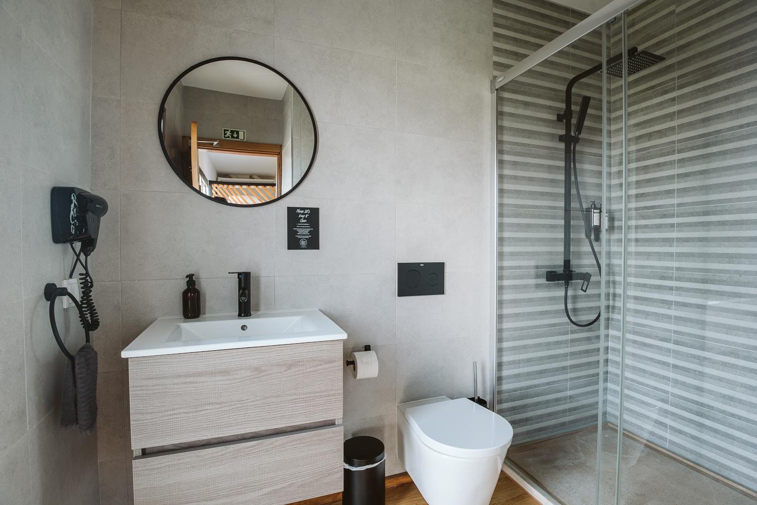 Deluxe Double Room with Balcony and Sea View - Photo 6