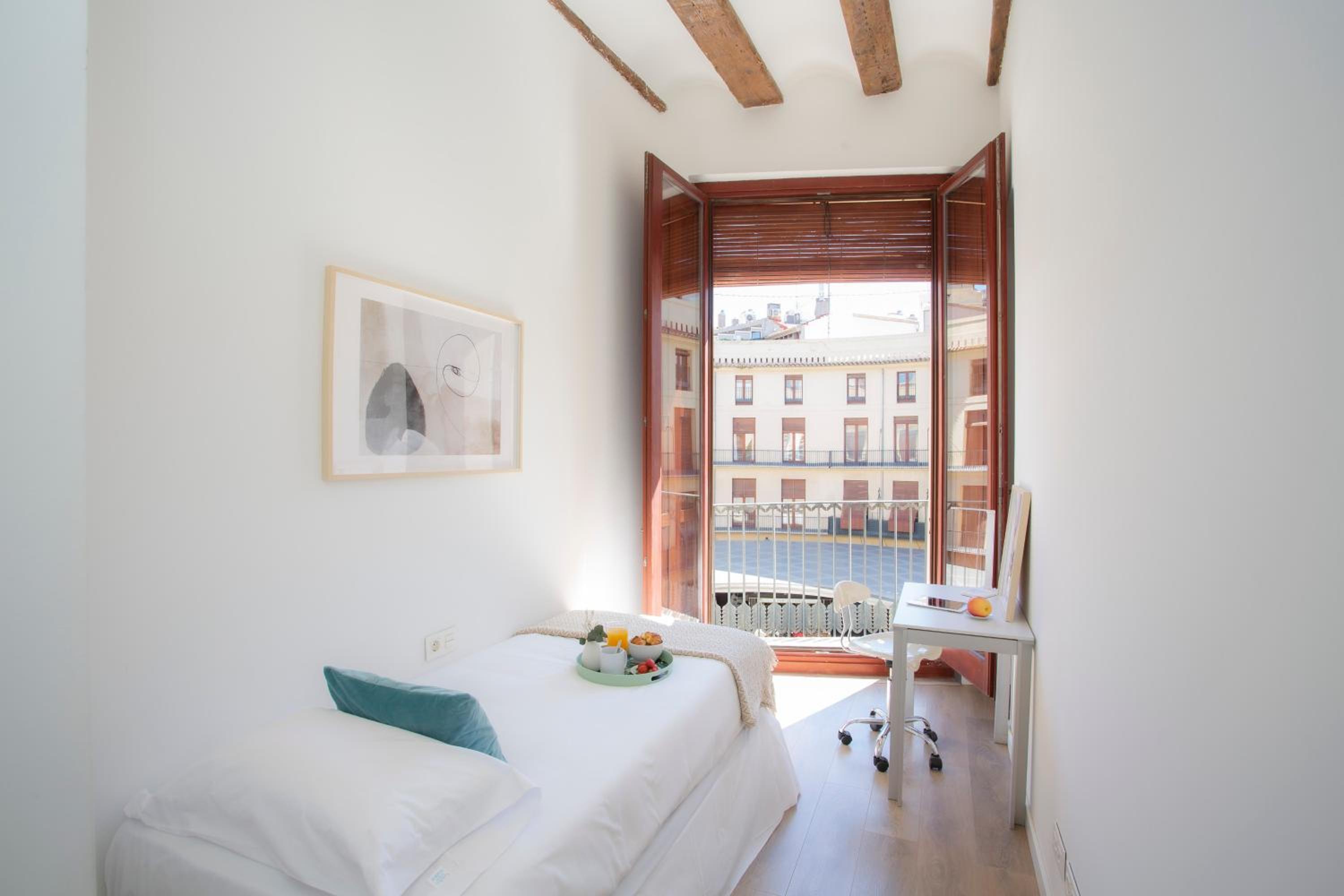 Apartamento de dos habitaciones con vista a la ciudad