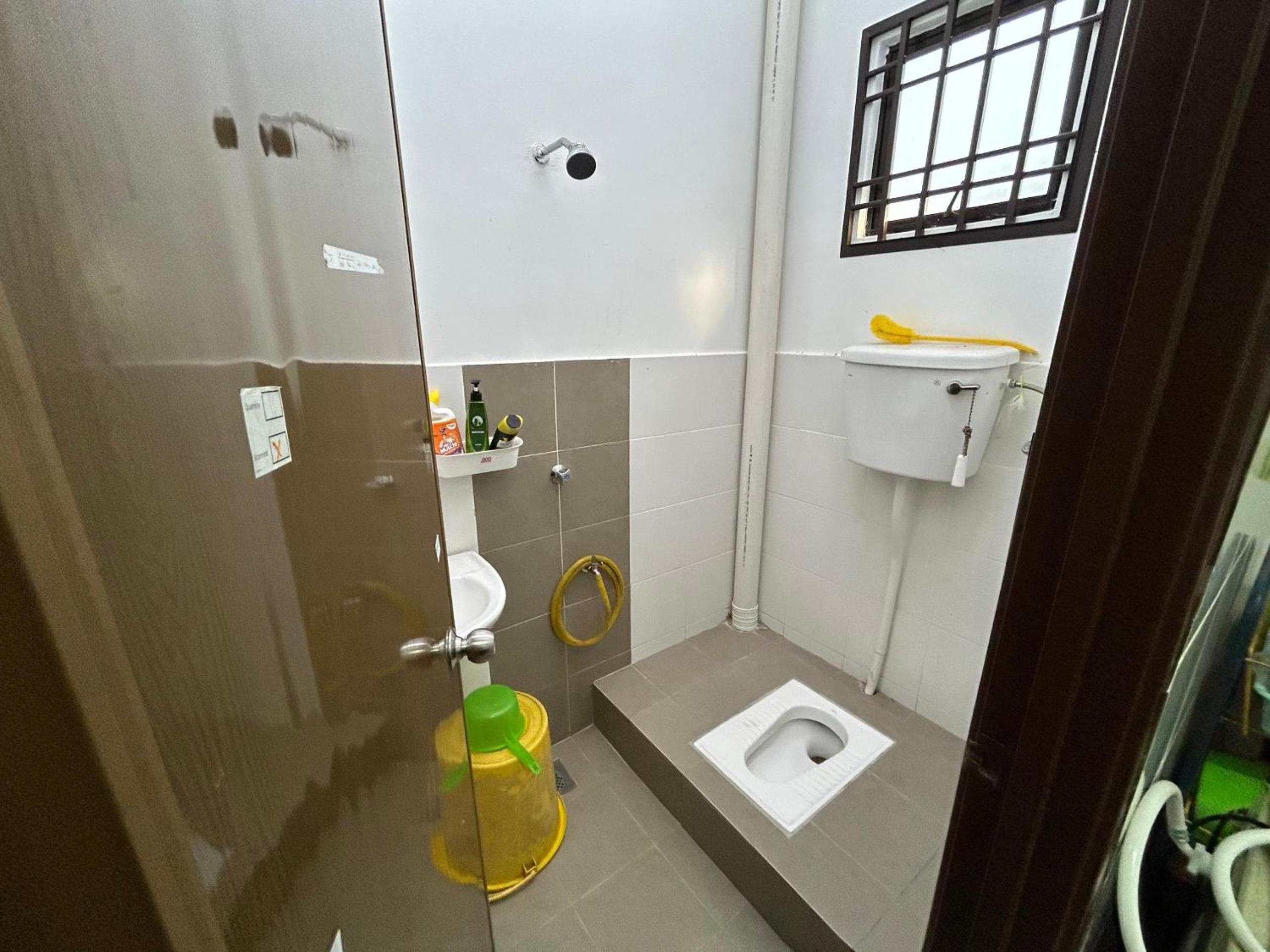 Three-Bedroom House photo 3