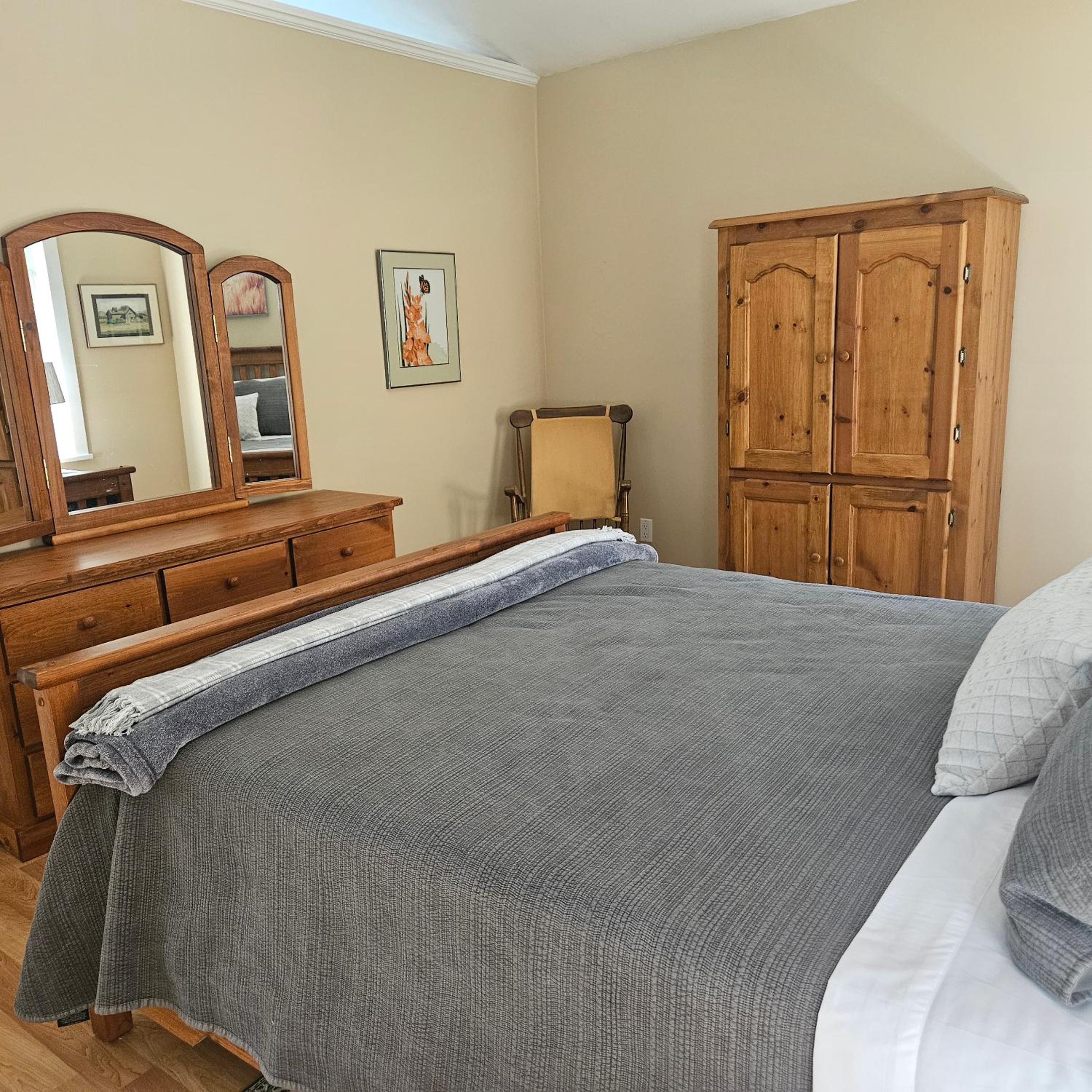 One-Bedroom House photo 1