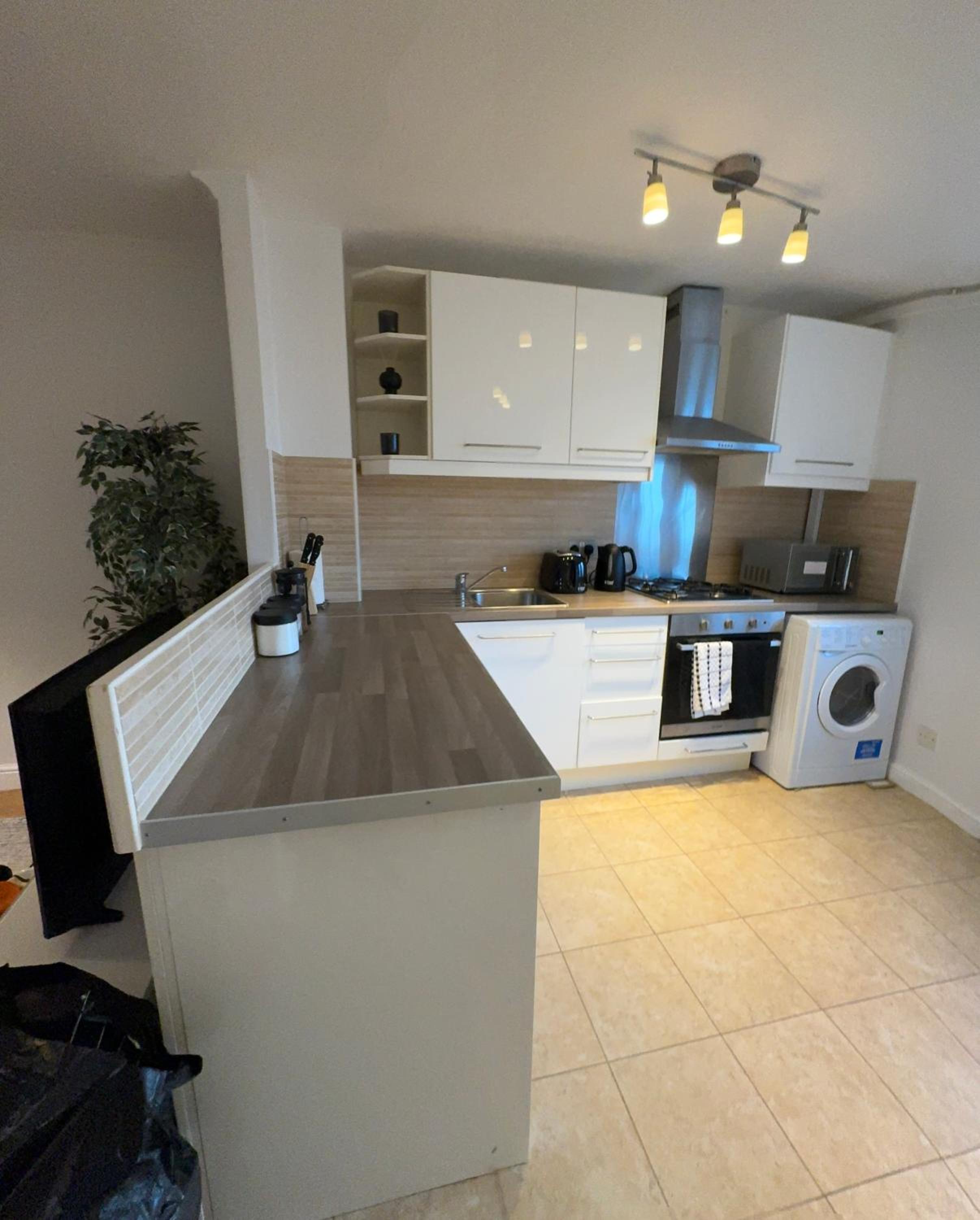 Two-Bedroom House photo 3