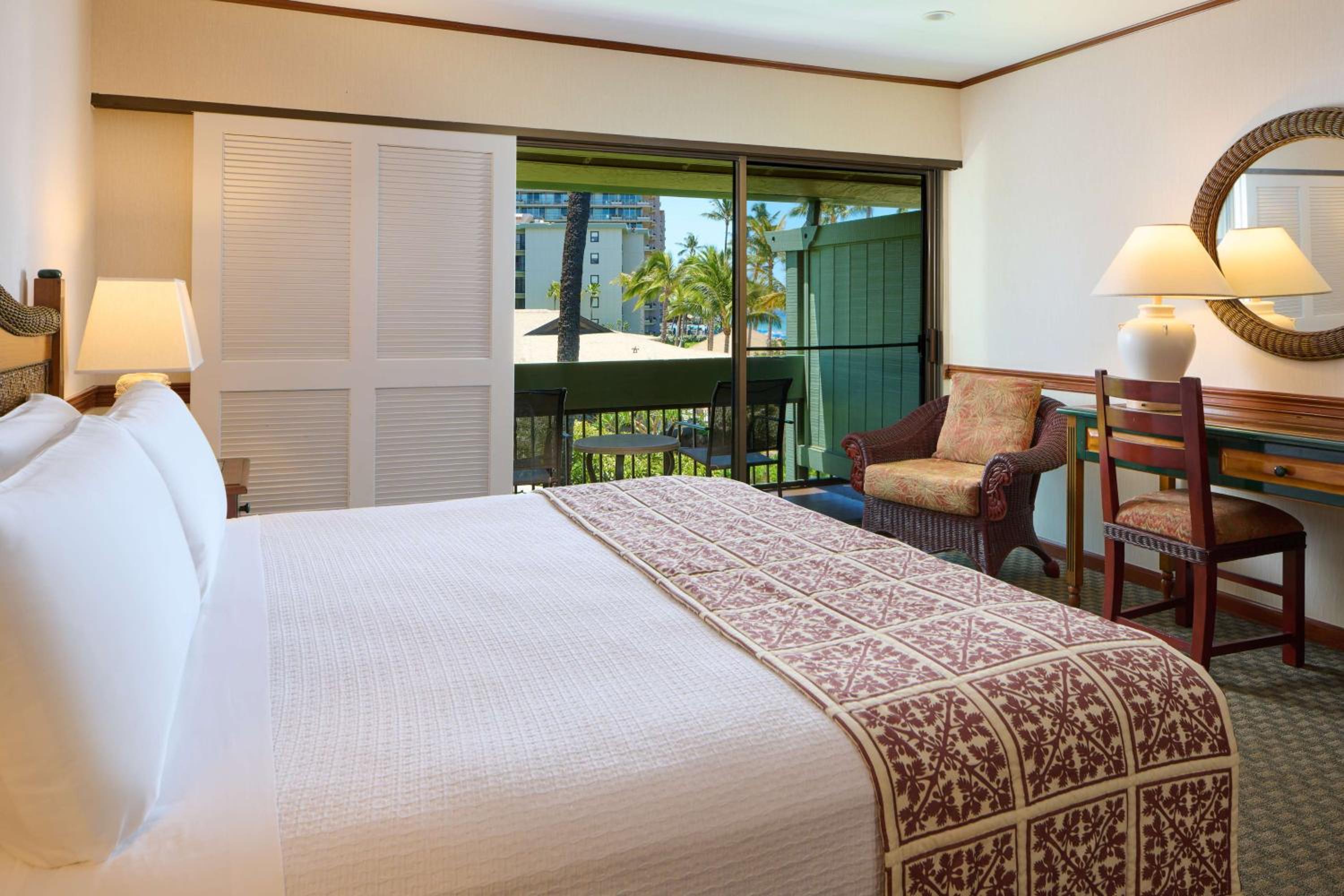 Signature Ocean View 1 King Bed