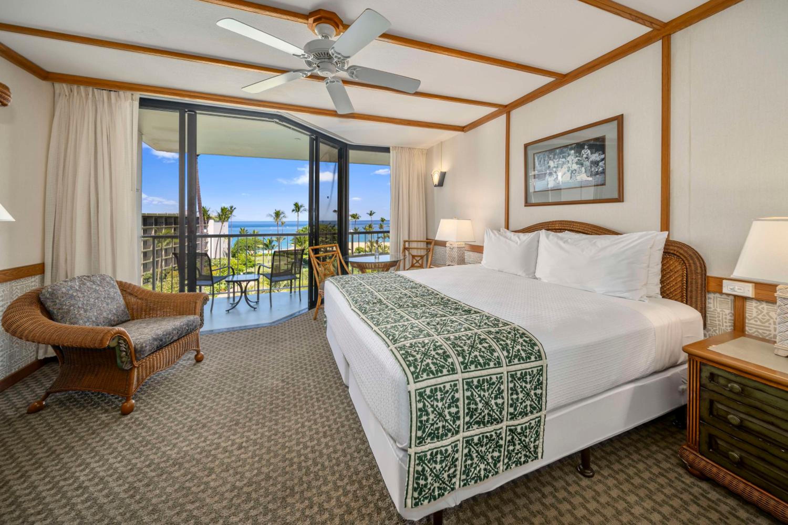 Signature Accessible Ocean View Junior Suite 1 King Bed