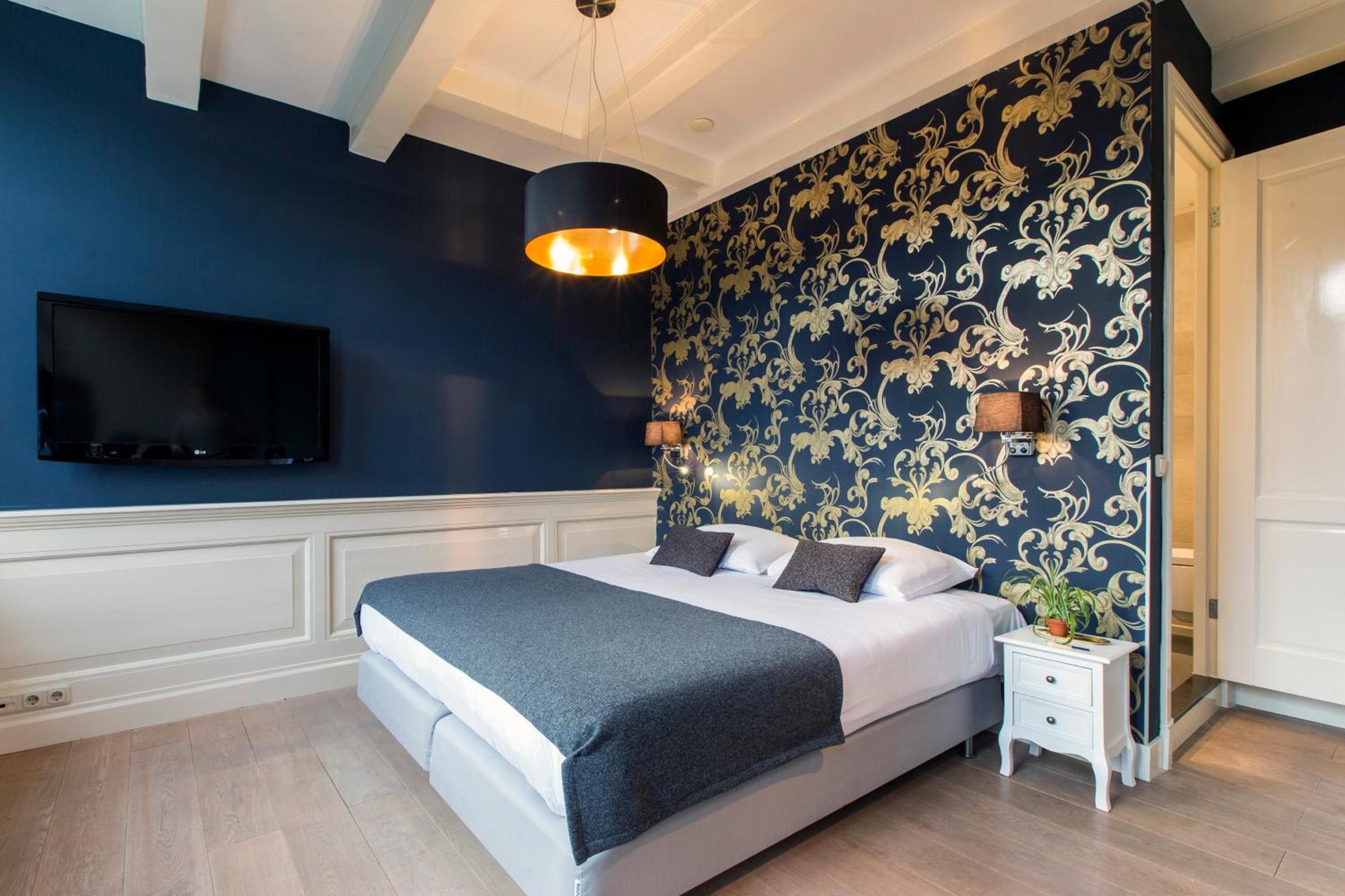 Deluxe Double Room XL with Canal View photo 1